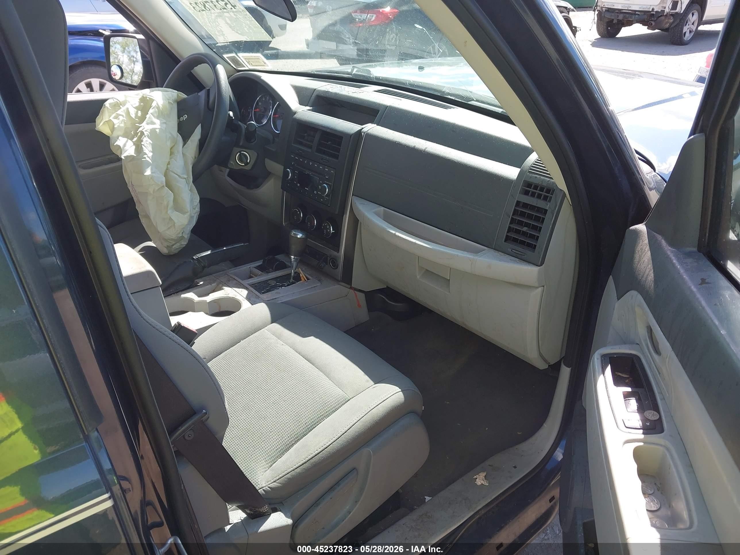 2008 Jeep Liberty Sport Blue vin: 1J8GN28K78W108280