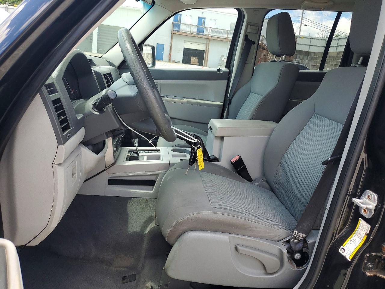 2008 Jeep Liberty Sport Black vin: 1J8GN28K78W143336