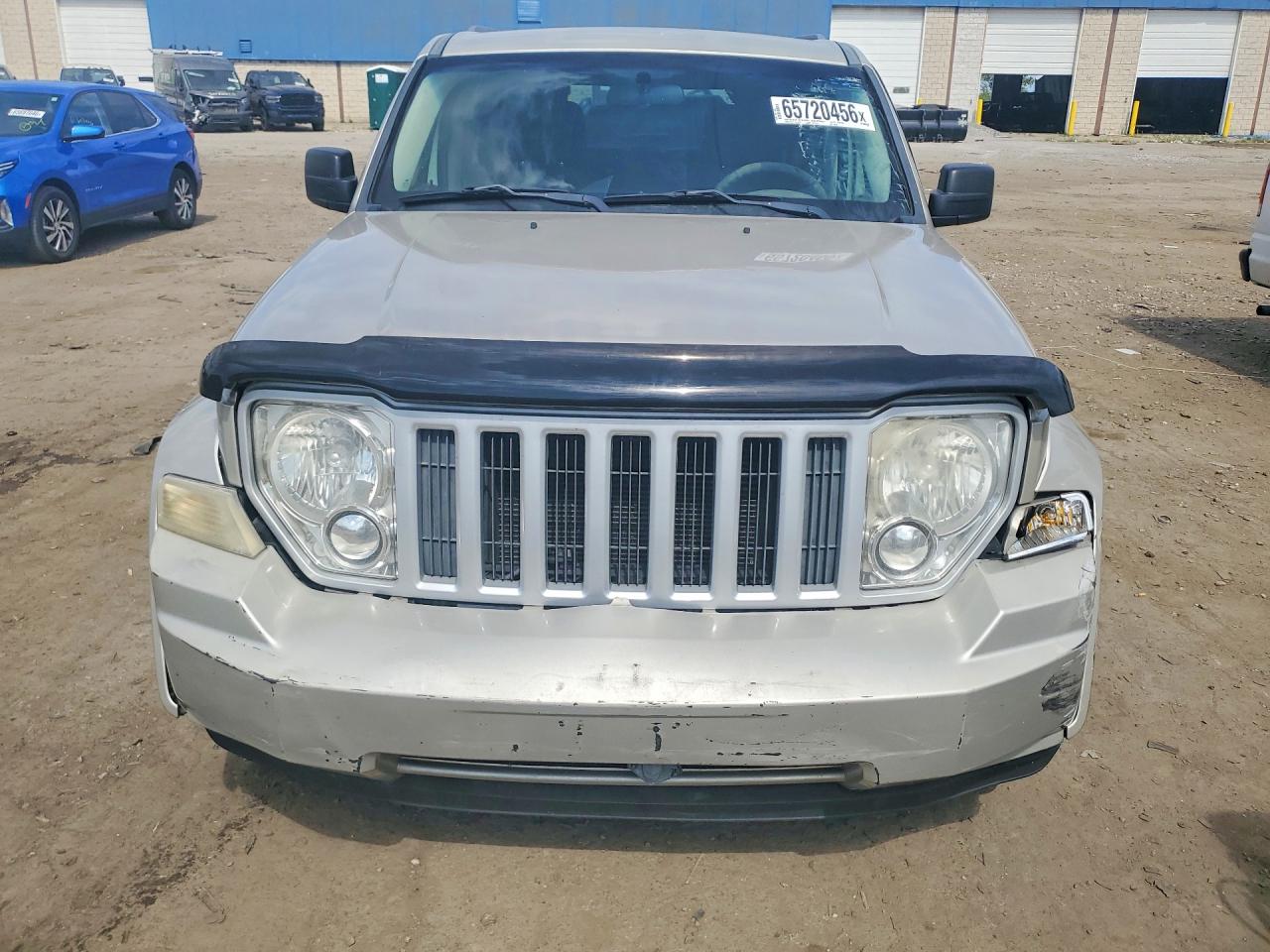 2009 Jeep Liberty Sport Серебряный vin: 1J8GN28K89W510018