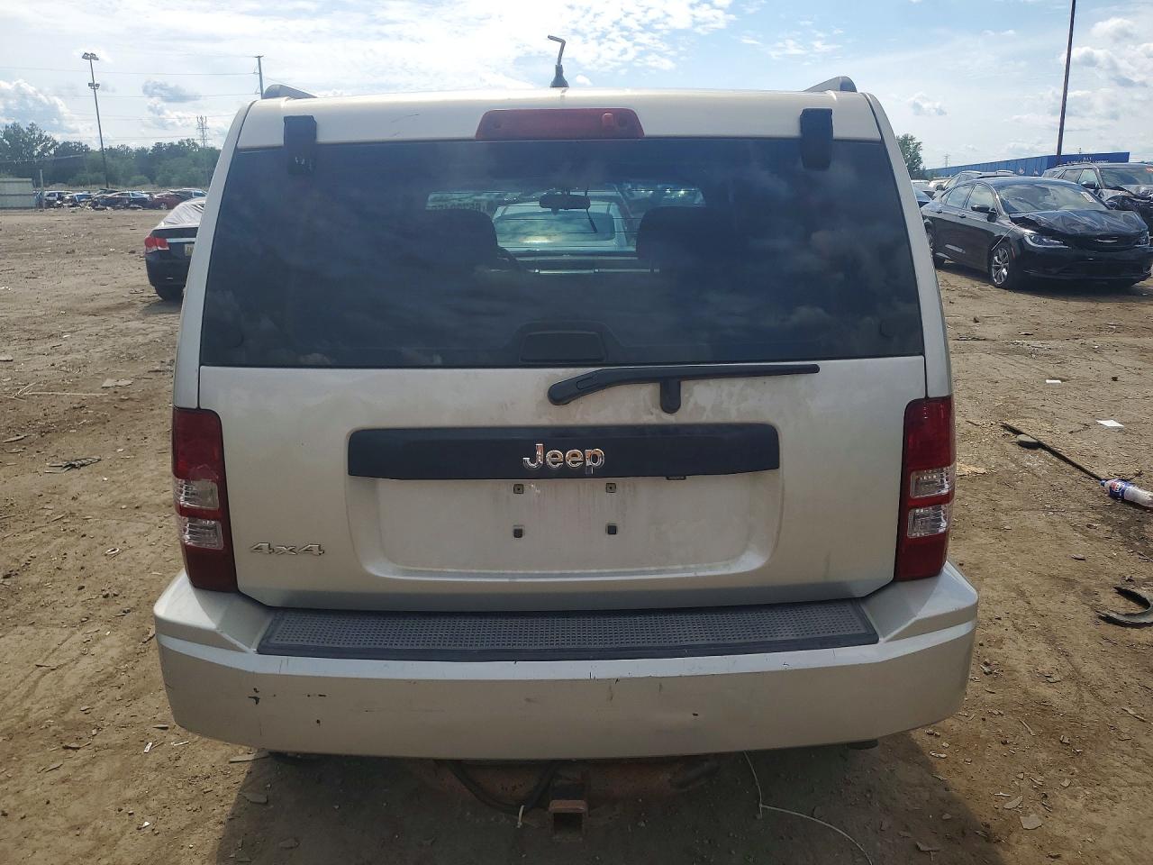2009 Jeep Liberty Sport Серебряный vin: 1J8GN28K89W510018