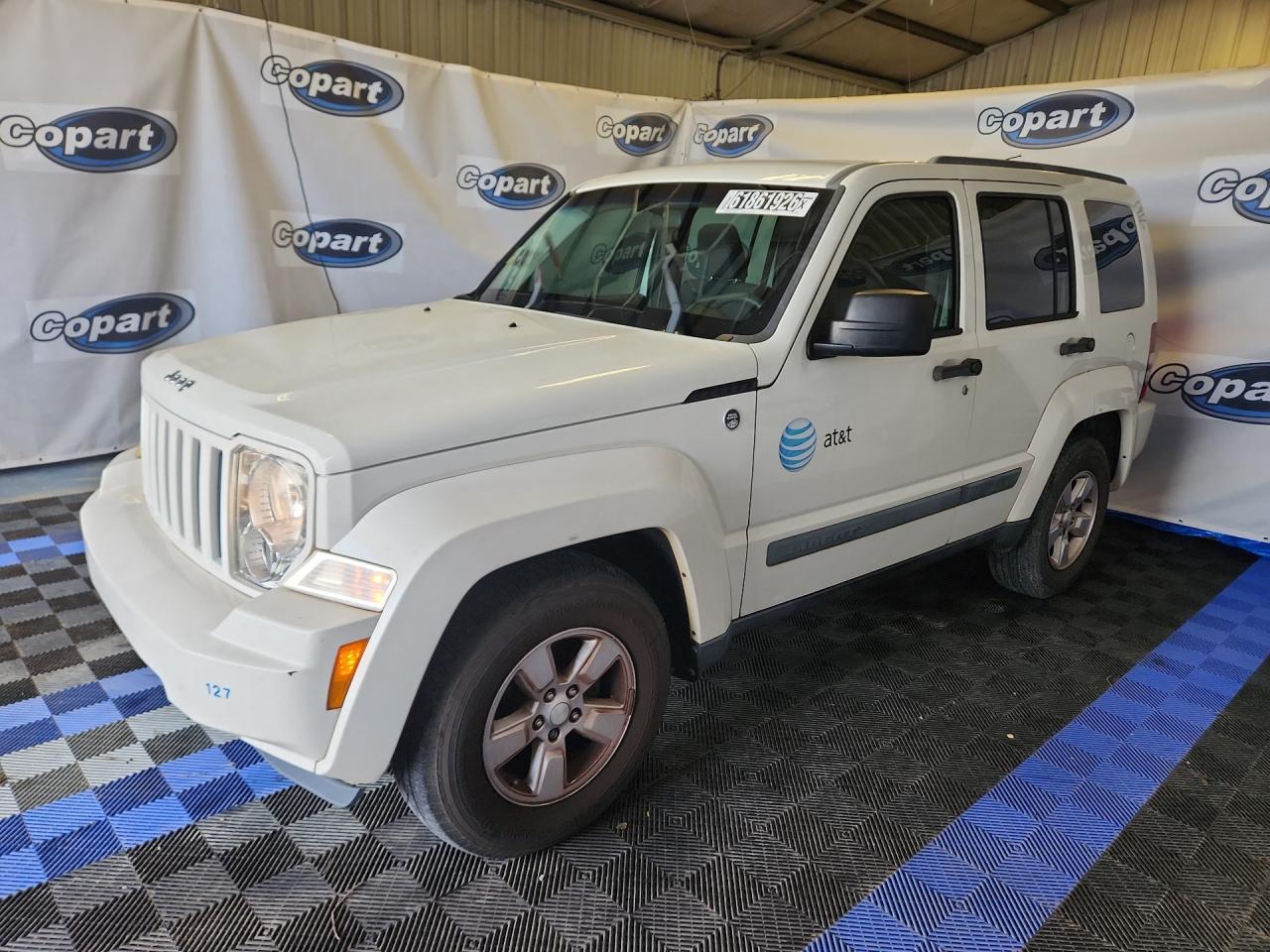 2009 Jeep Liberty Sport White vin: 1J8GN28K89W558621 Damage: Front Bumper/Cover, Scraped, 1/8 To 1/2 Inch