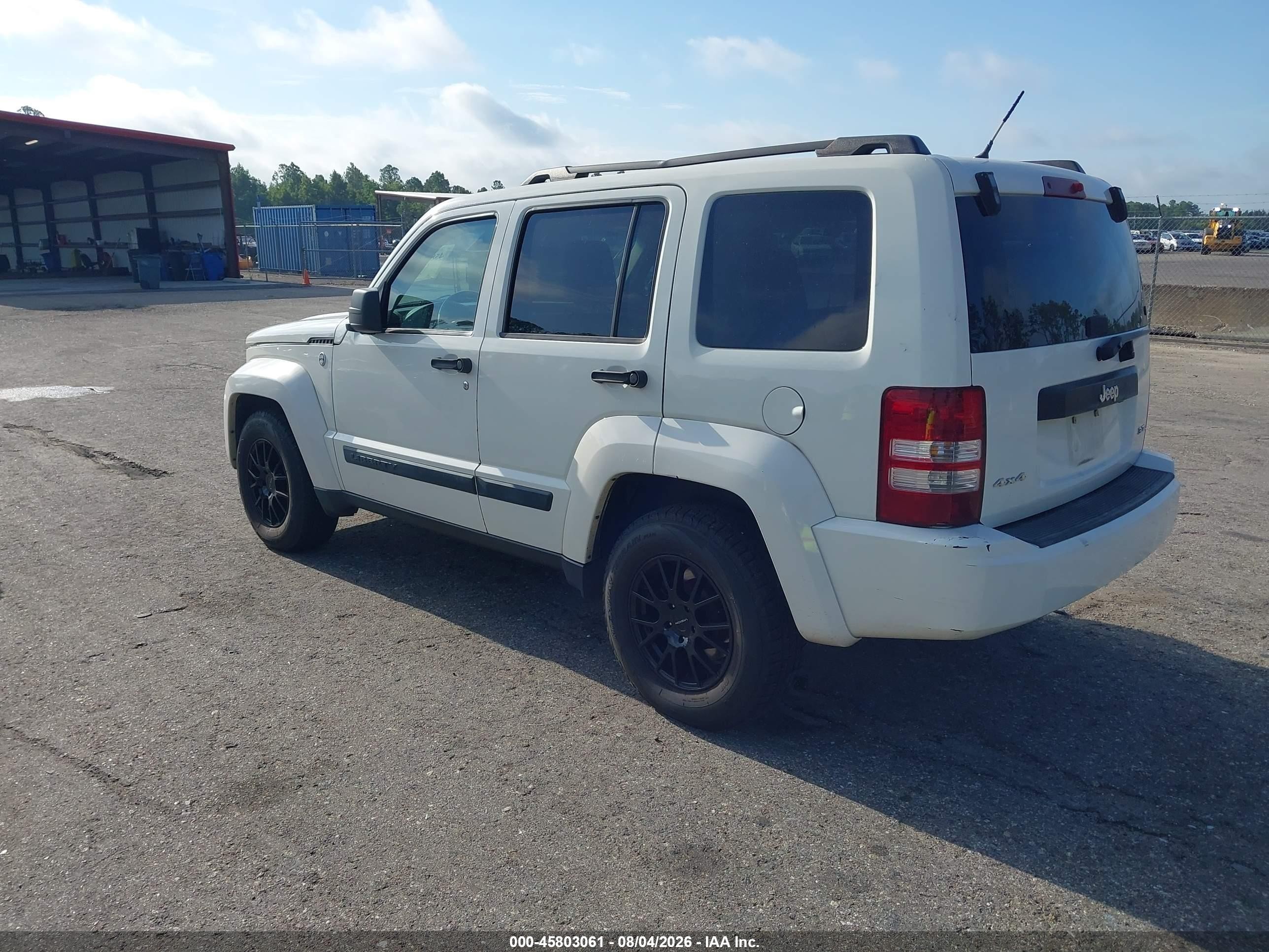 2008 Jeep Liberty Sport White vin: 1J8GN28K98W258567