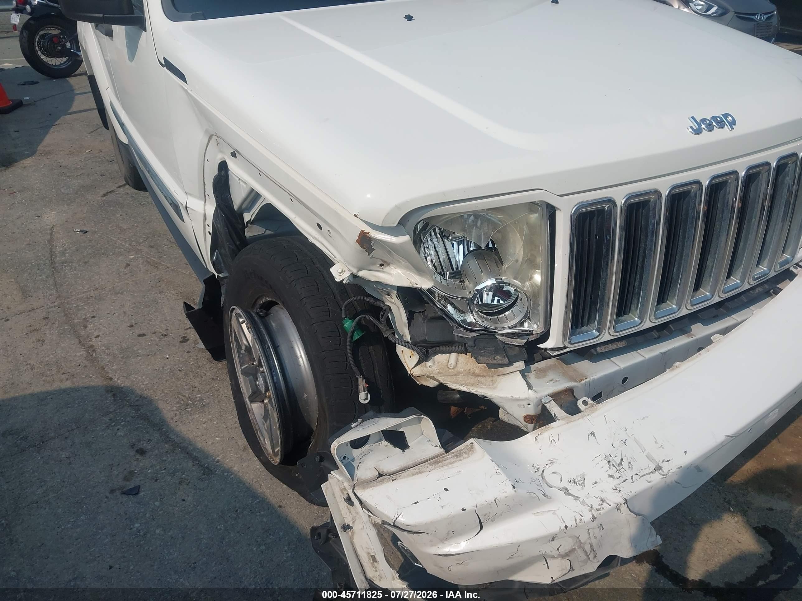 2008 Jeep Liberty Sport White vin: 1J8GN28K98W279015