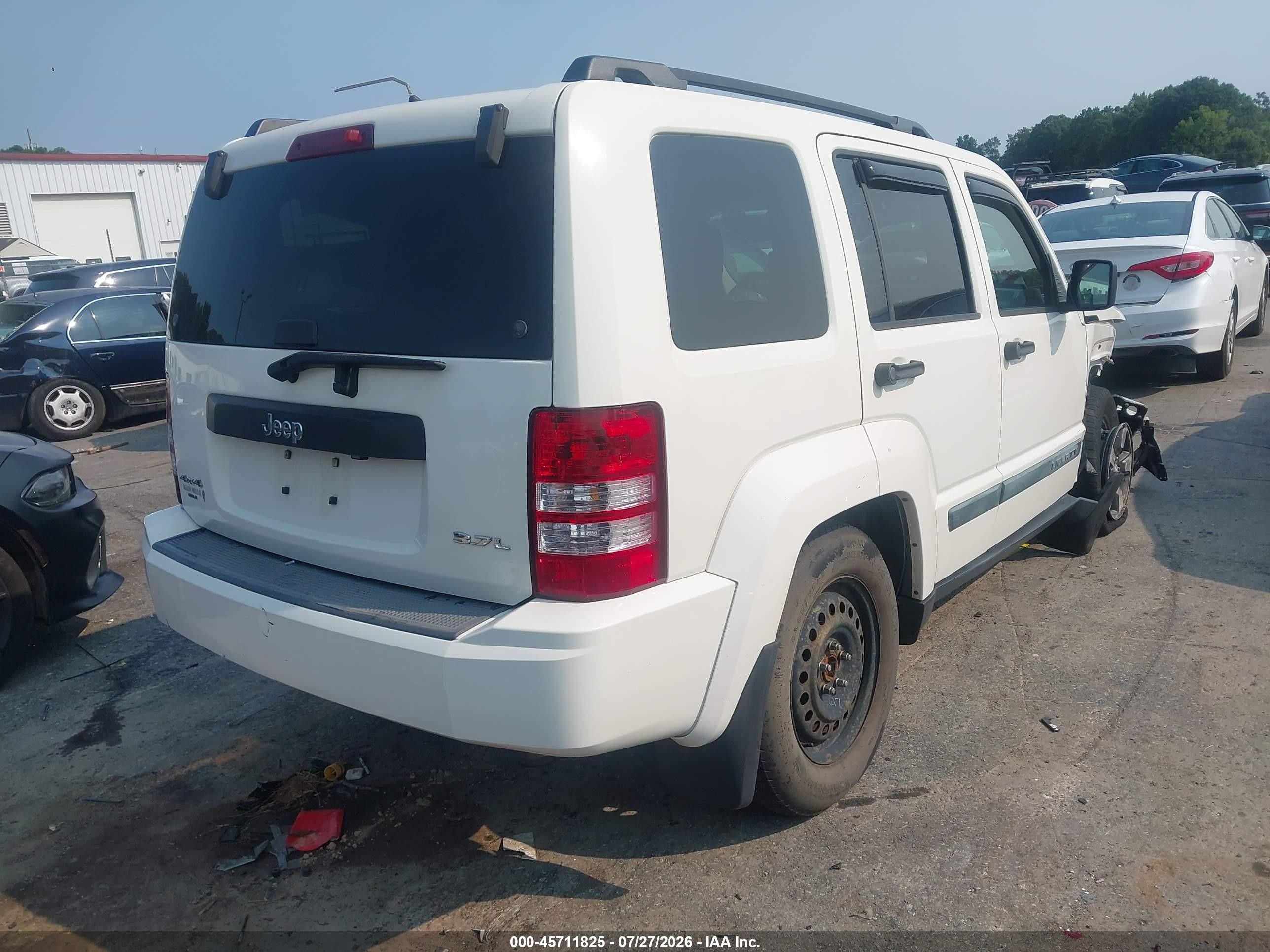 2008 Jeep Liberty Sport White vin: 1J8GN28K98W279015