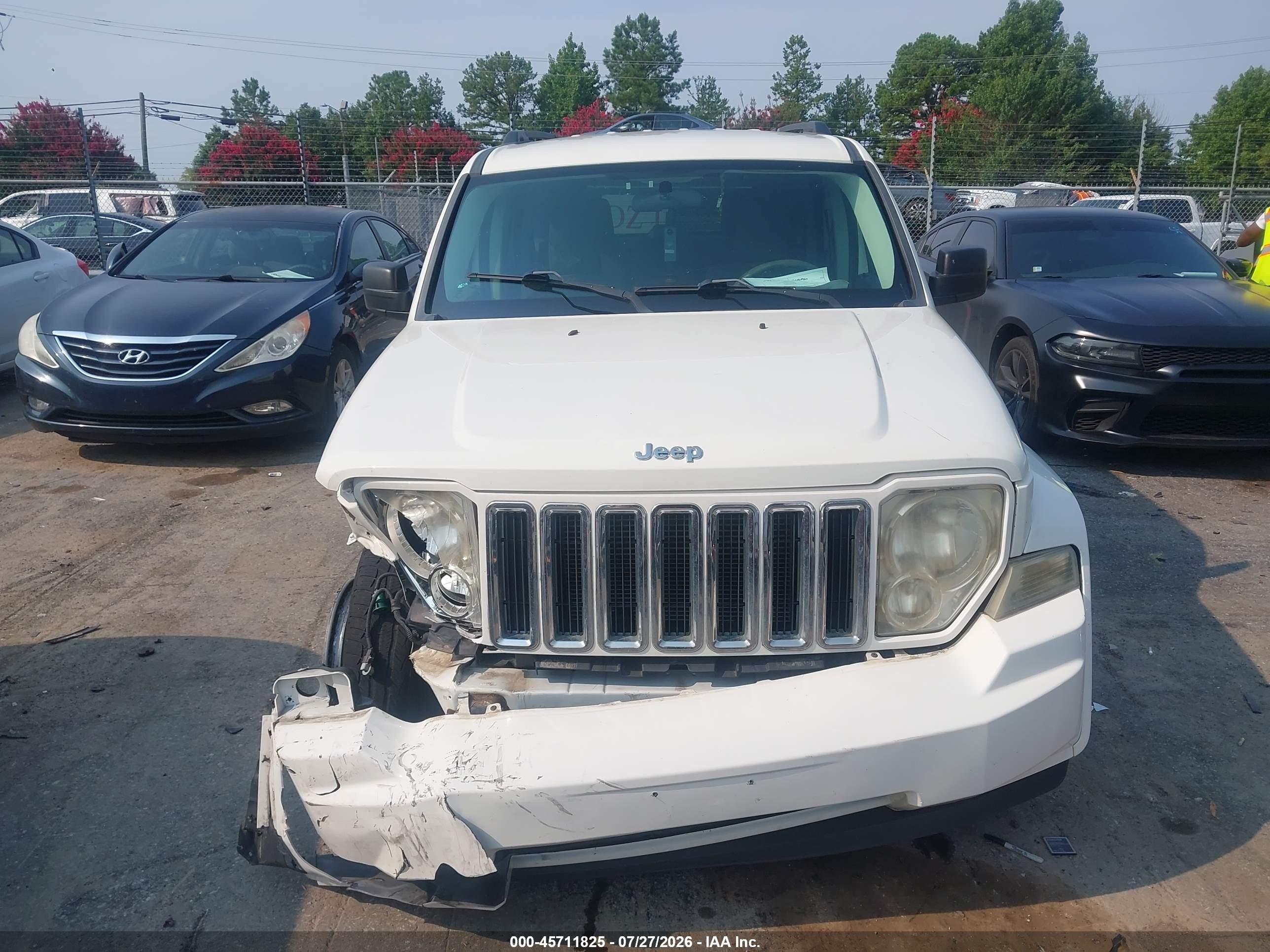 2008 Jeep Liberty Sport White vin: 1J8GN28K98W279015