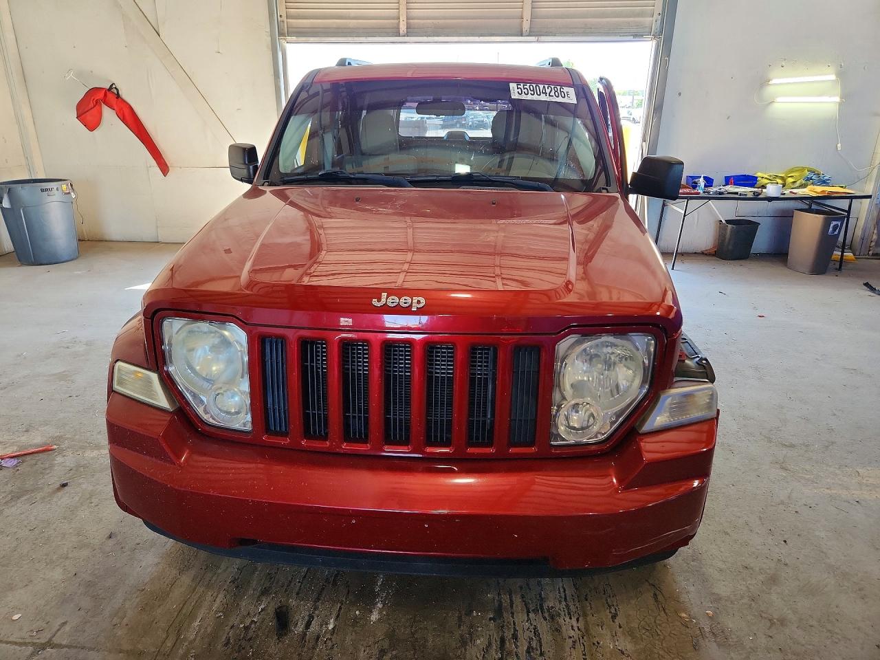 2008 Jeep Liberty Sport Red vin: 1J8GN28KX8W154427
