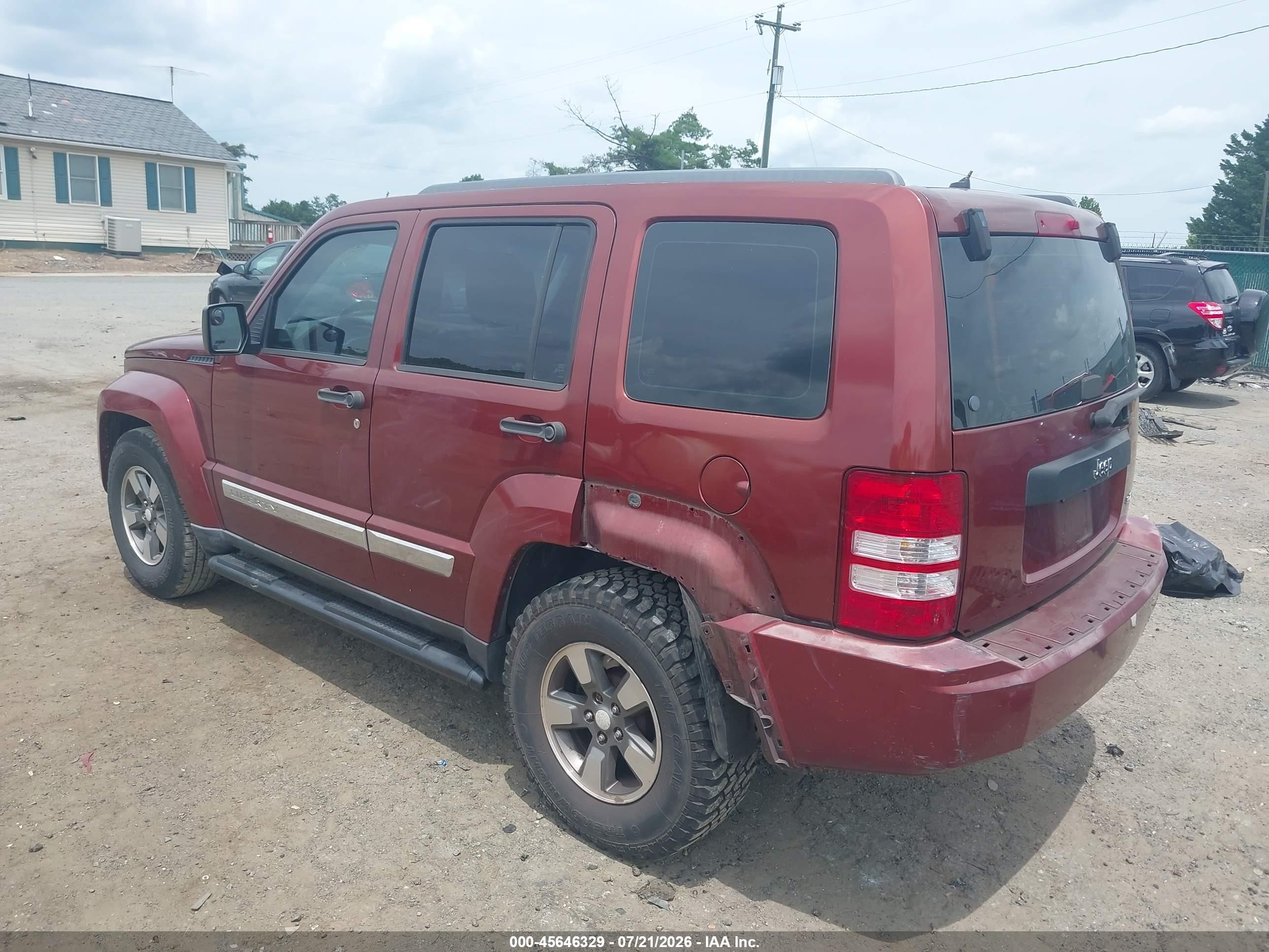 2008 Jeep Liberty Sport Burgundy vin: 1J8GP28K18W135422