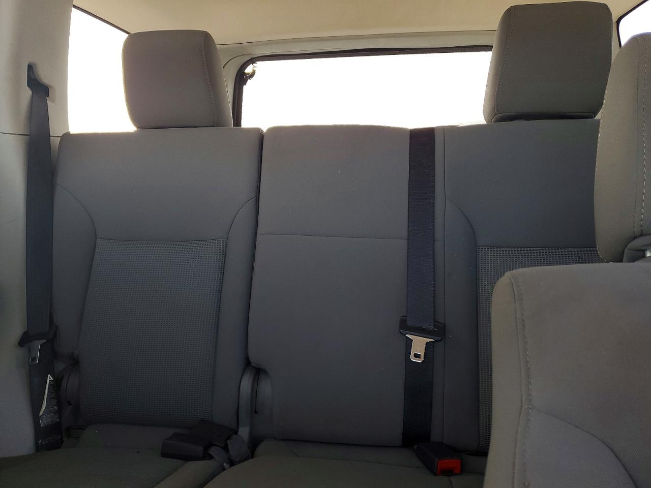 2008 Jeep Liberty Sport Silver vin: 1J8GP28K18W190498