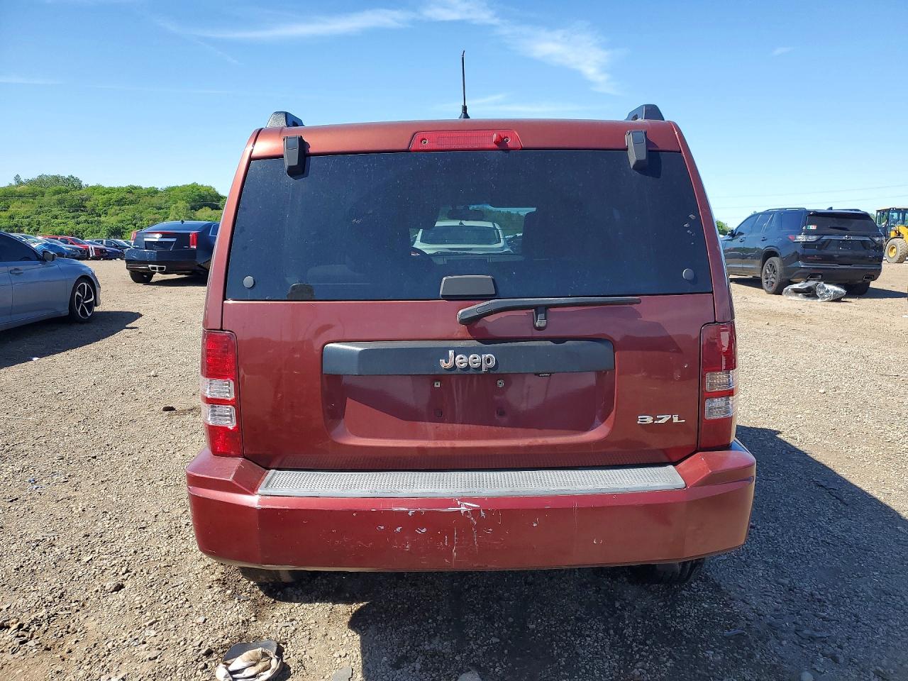 2008 Jeep Liberty Sport Brown vin: 1J8GP28K38W156370