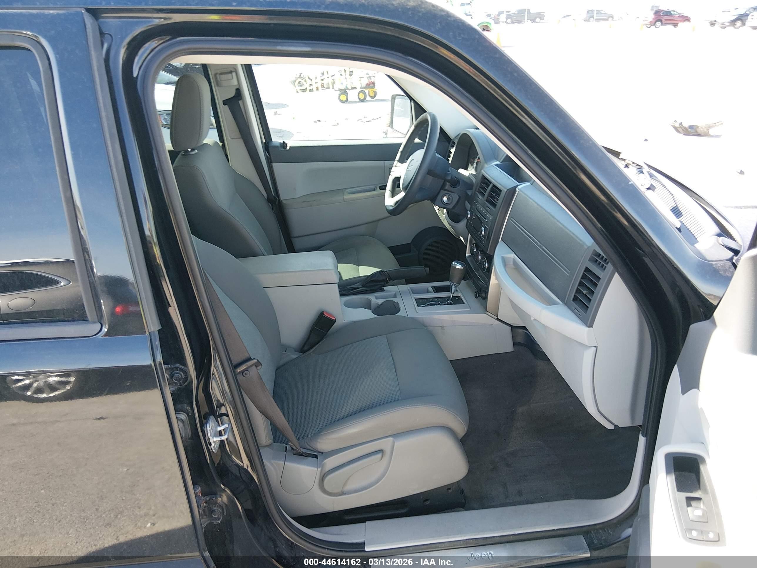 2008 Jeep Liberty Sport Black vin: 1J8GP28K48W221548