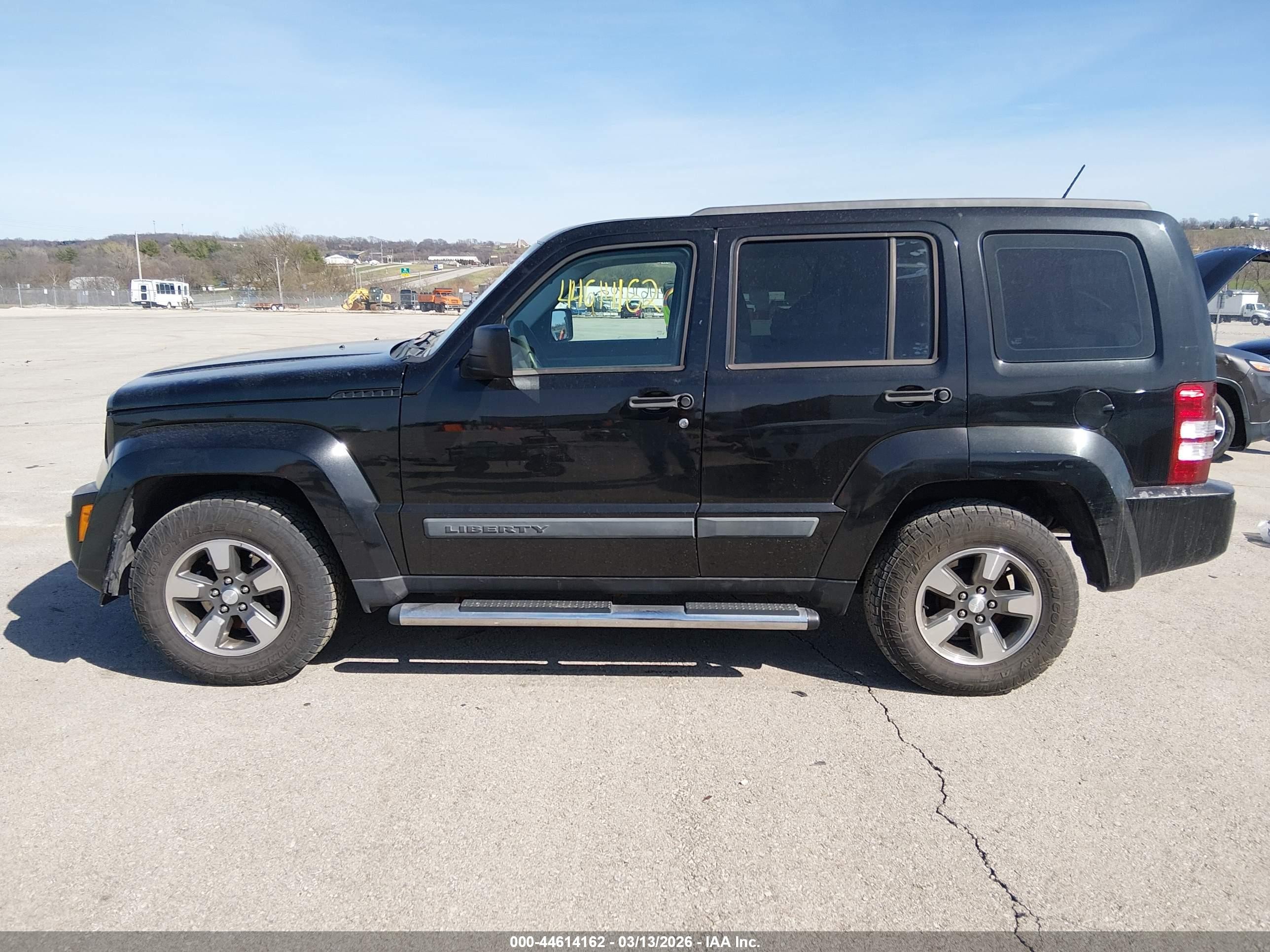 2008 Jeep Liberty Sport Black vin: 1J8GP28K48W221548