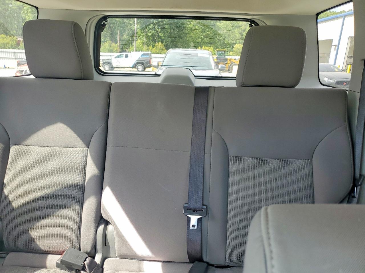 2008 Jeep Liberty Sport White vin: 1J8GP28K48W249253