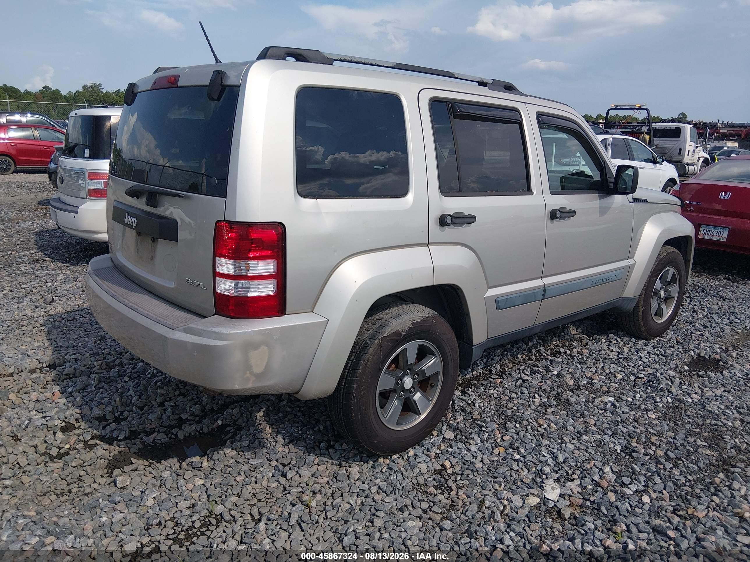 2008 Jeep Liberty Sport Beige vin: 1J8GP28K78W156176