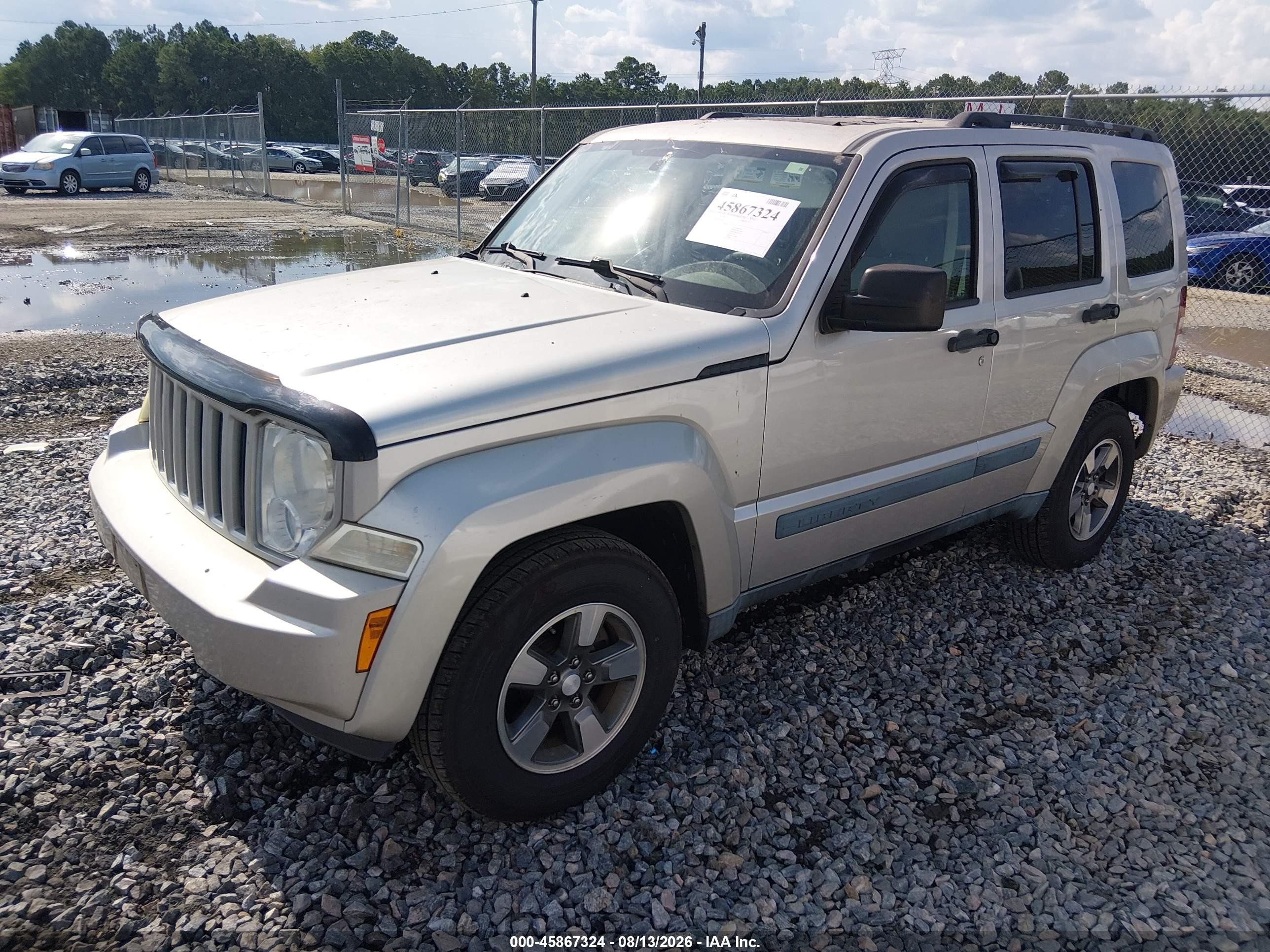 2008 Jeep Liberty Sport Beige vin: 1J8GP28K78W156176