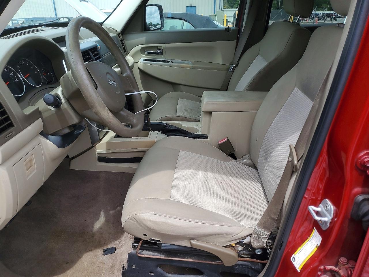 2009 Jeep Liberty Sport Красный vin: 1J8GP28K79W549094