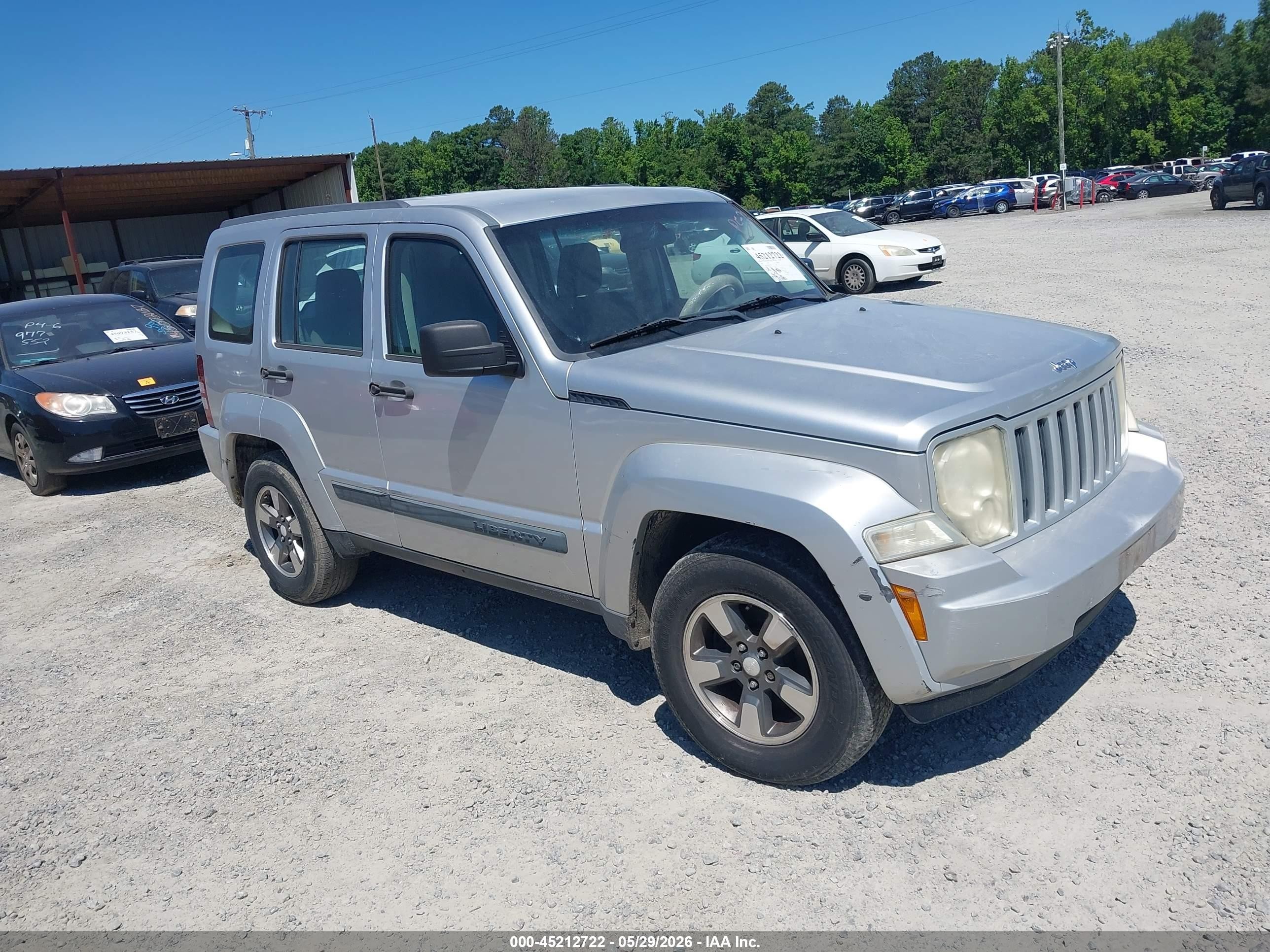2008 Jeep Liberty Sport Silver vin: 1J8GP28K98W106847