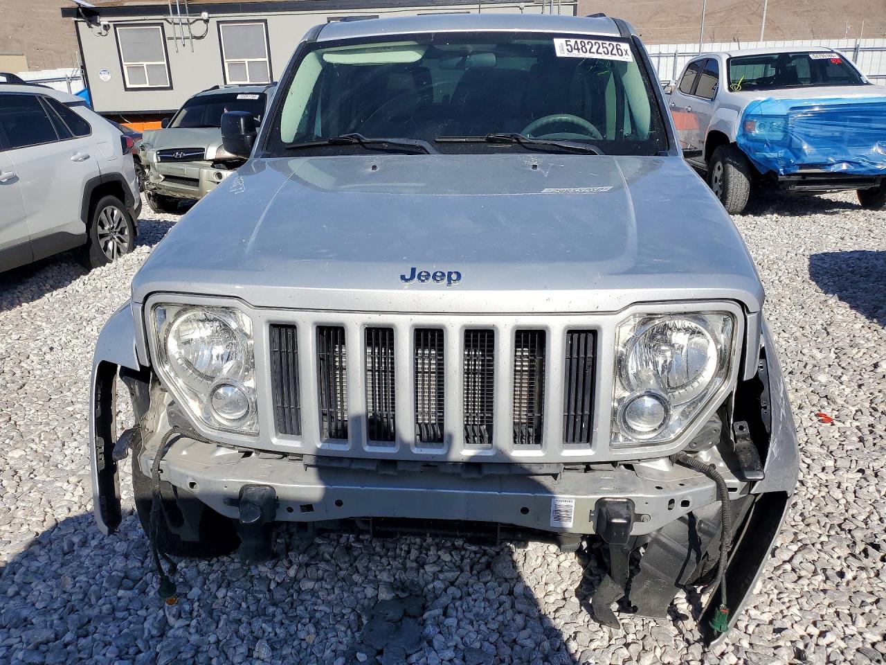 2008 Jeep Liberty Sport Silver vin: 1J8GP28K98W194962