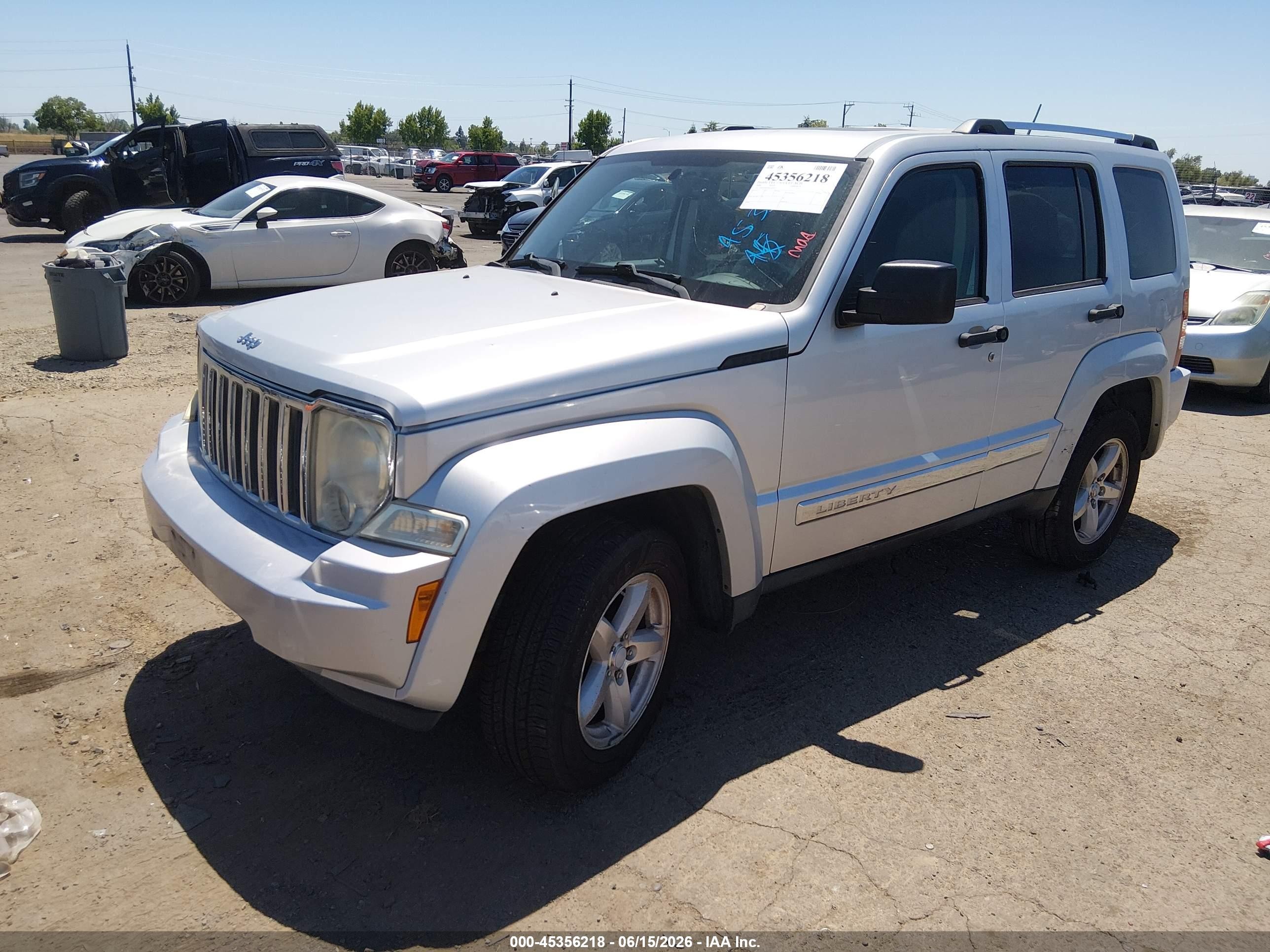2008 Jeep Liberty Limited Edition Silver vin: 1J8GP58K58W161037