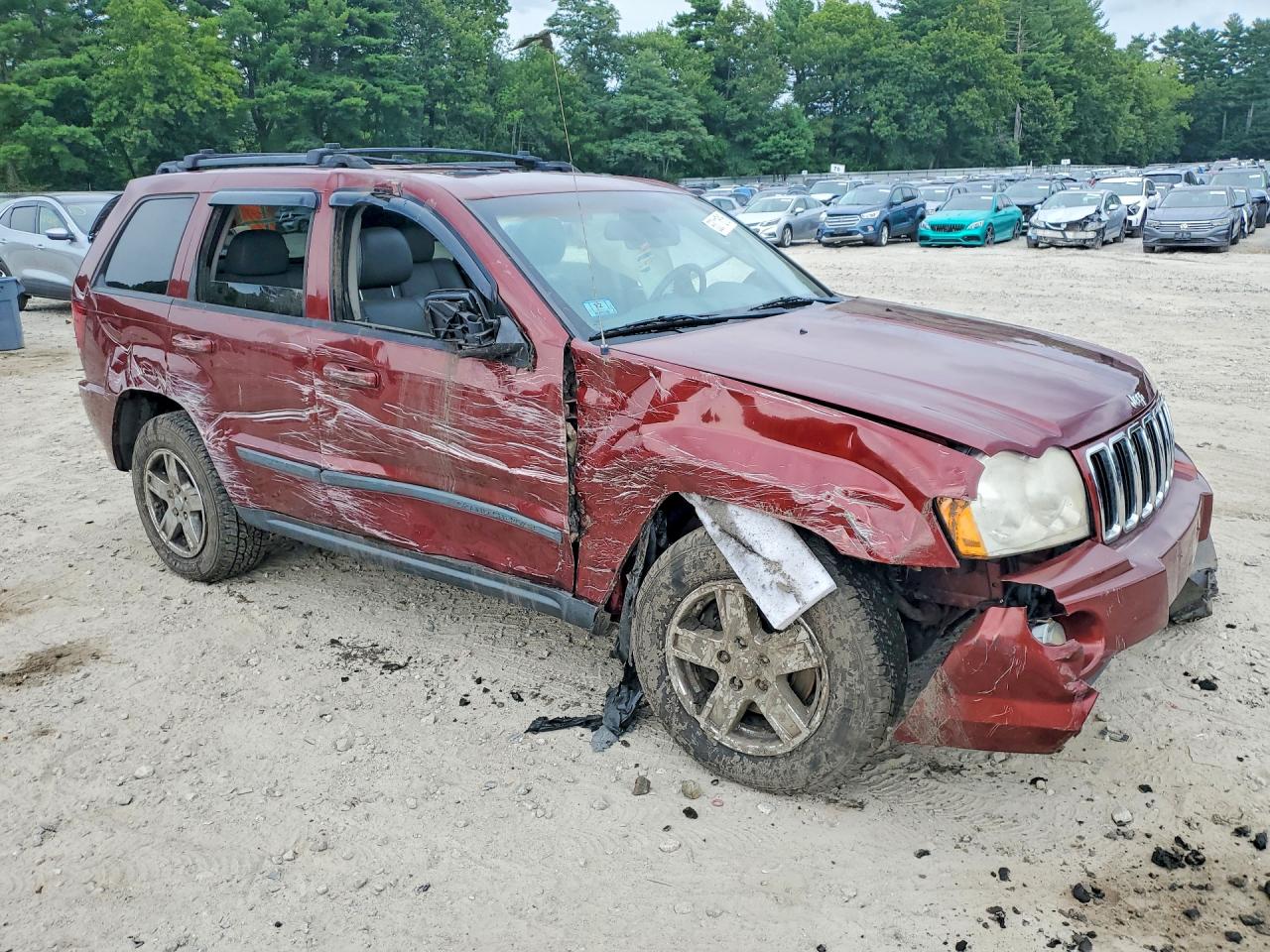 2007 Jeep Grand Cherokee Laredo Red vin: 1J8GR48K07C572091