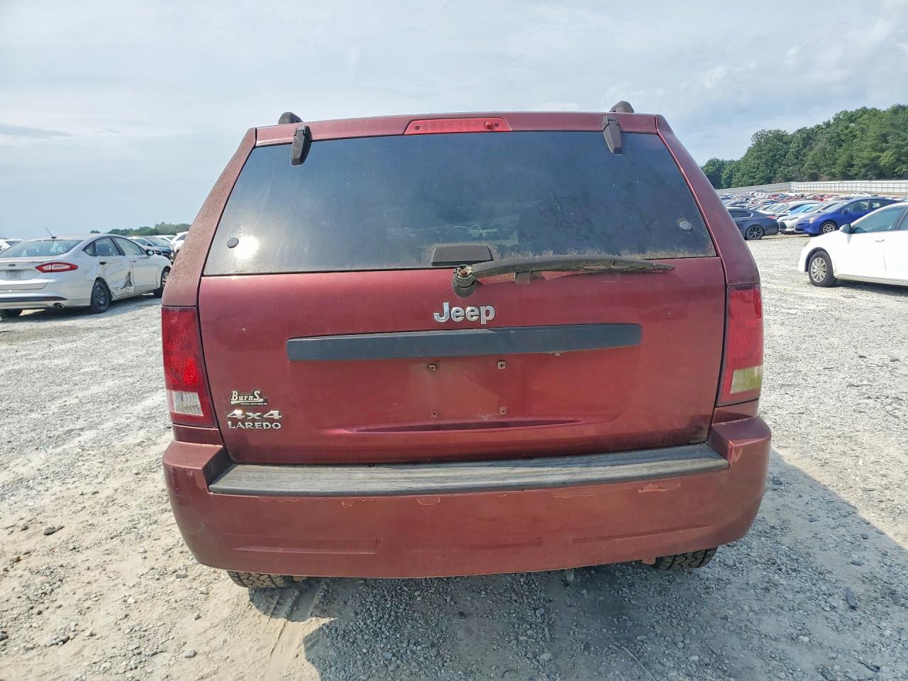 2007 Jeep Grand Cherokee Laredo/columbia/freedom Maroon vin: 1J8GR48K07C577288