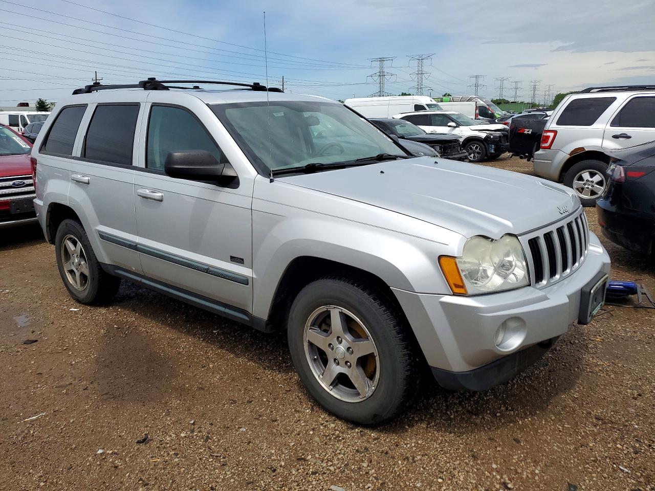 2007 Jeep Grand Cherokee Laredo Silver vin: 1J8GR48K07C648568
