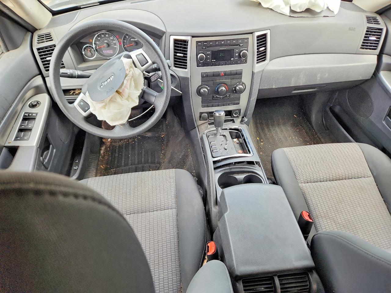 2008 Jeep Grand Cherokee Laredo Black vin: 1J8GR48K08C145365