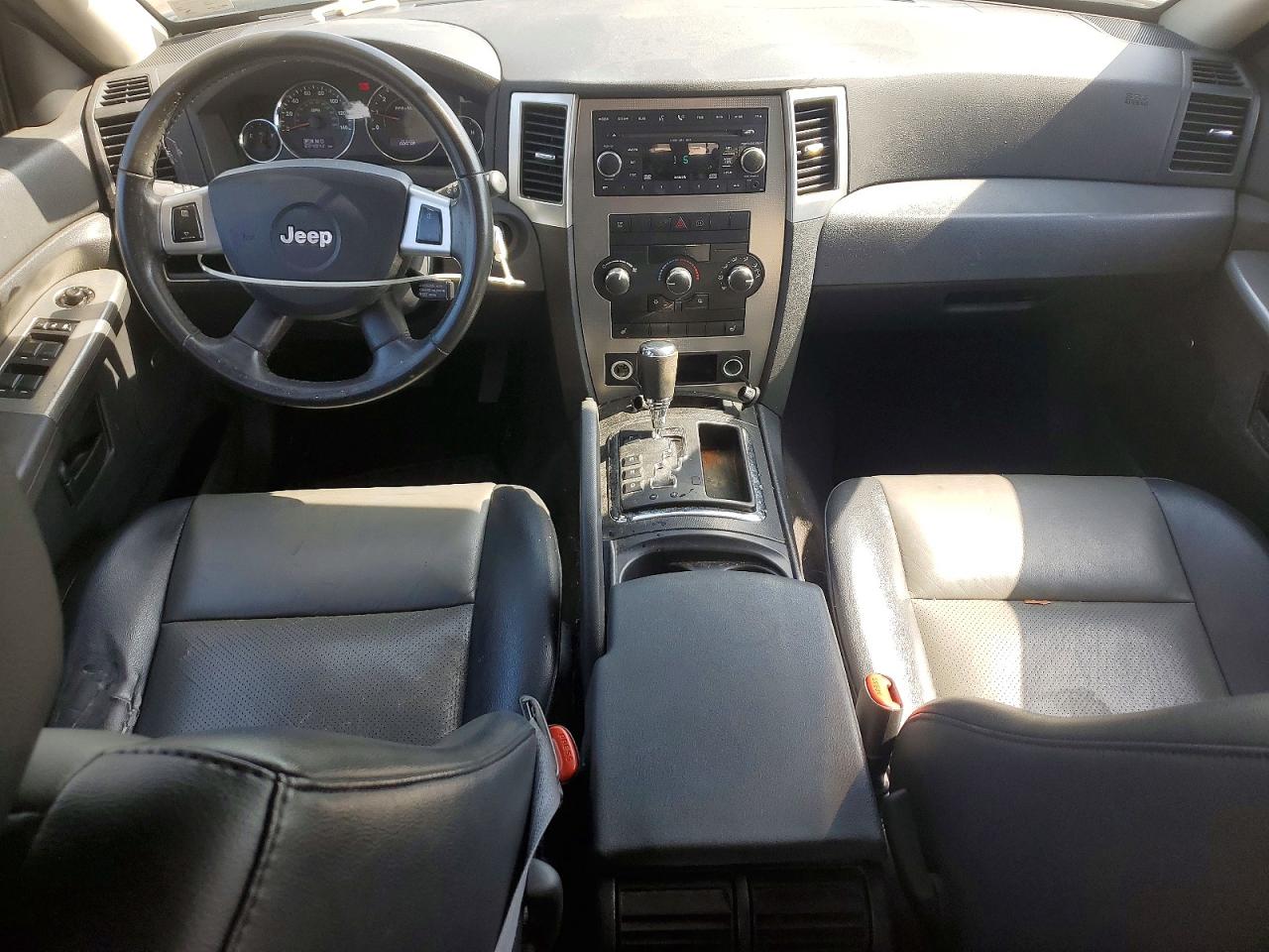 2008 Jeep Grand Cherokee Laredo Зеленый vin: 1J8GR48K08C214524