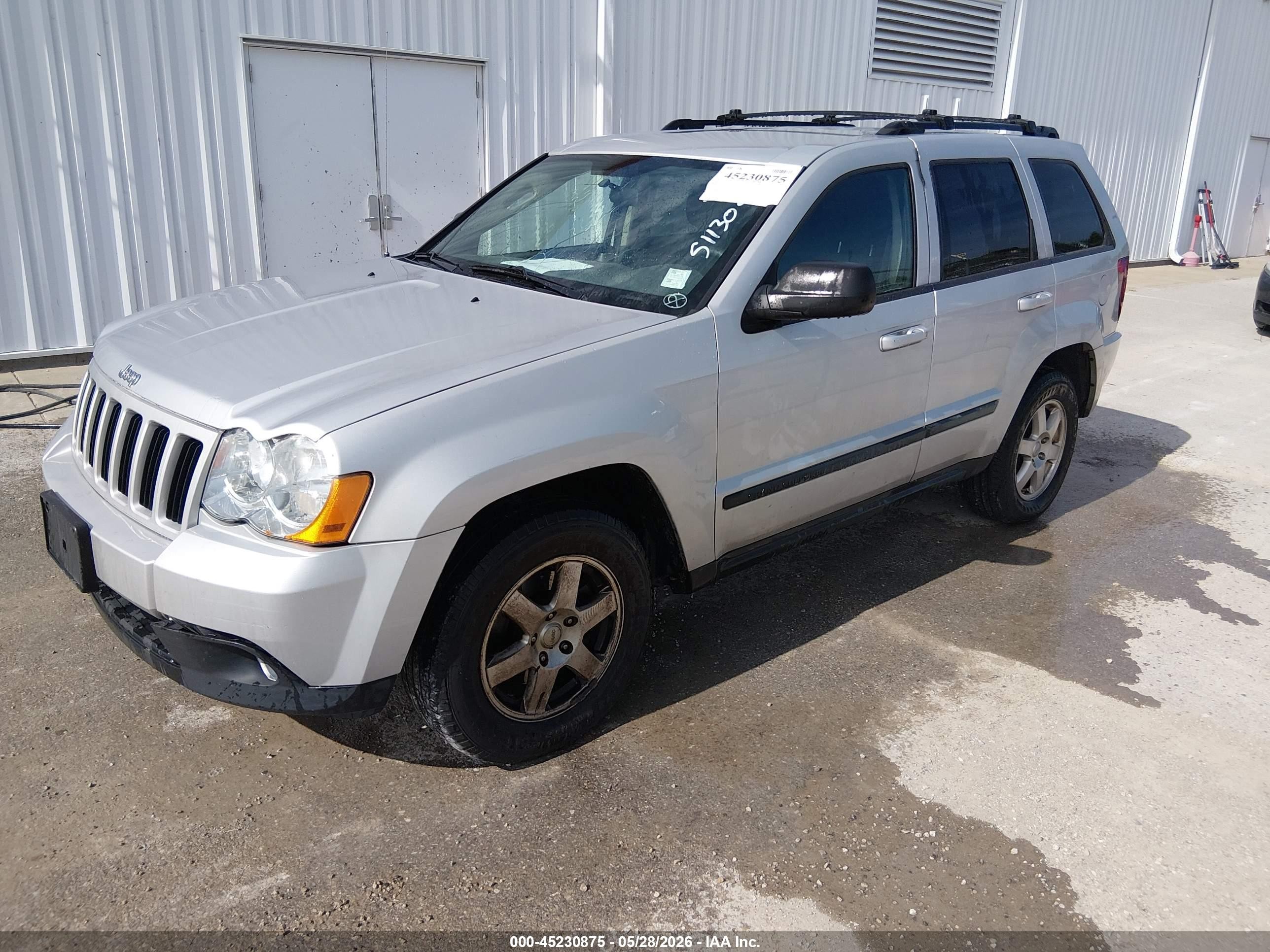 2009 Jeep Grand Cherokee Laredo Серебряный vin: 1J8GR48K09C511309