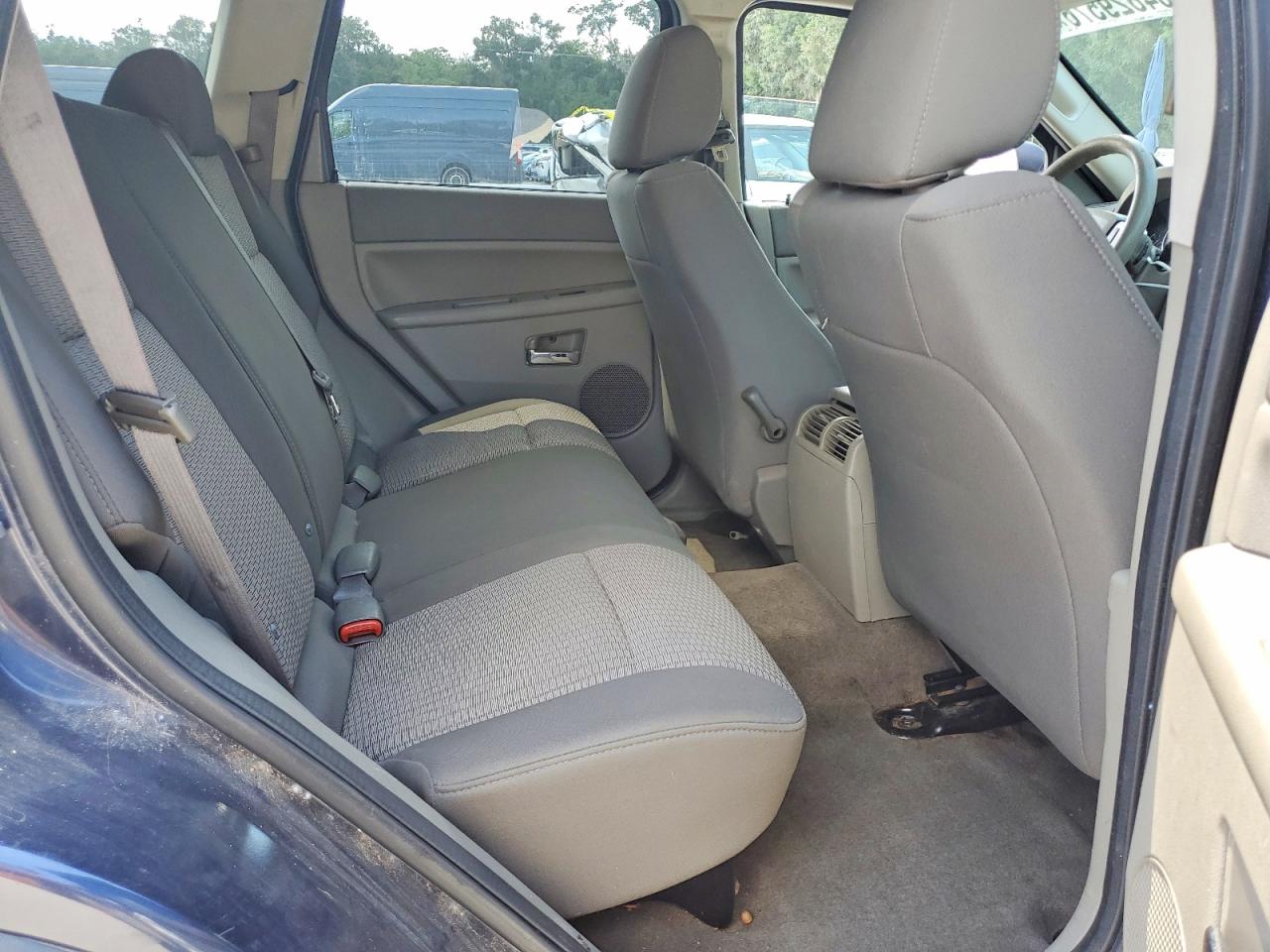 2009 Jeep Grand Cherokee Laredo Blue vin: 1J8GR48K09C528045