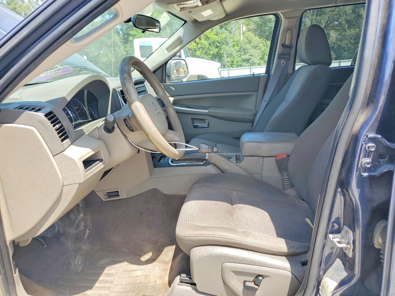 2009 Jeep Grand Cherokee Laredo Blue vin: 1J8GR48K09C528045