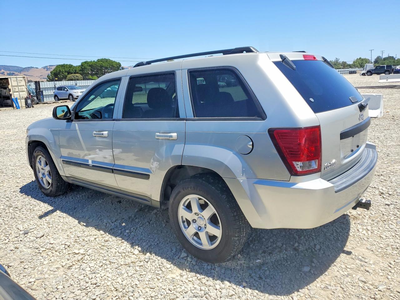 2009 Jeep Grand Cherokee Laredo Silver vin: 1J8GR48K09C555925