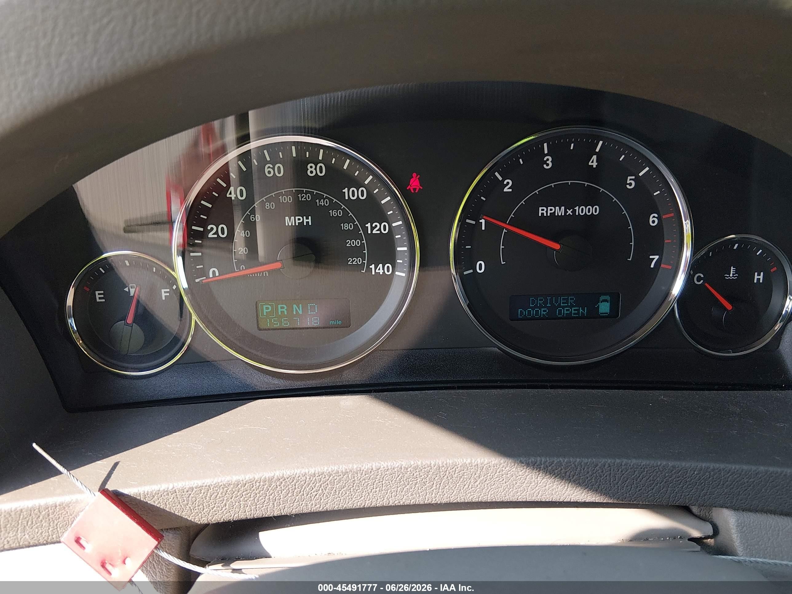 2007 Jeep Grand Cherokee Laredo Red vin: 1J8GR48K17C610105