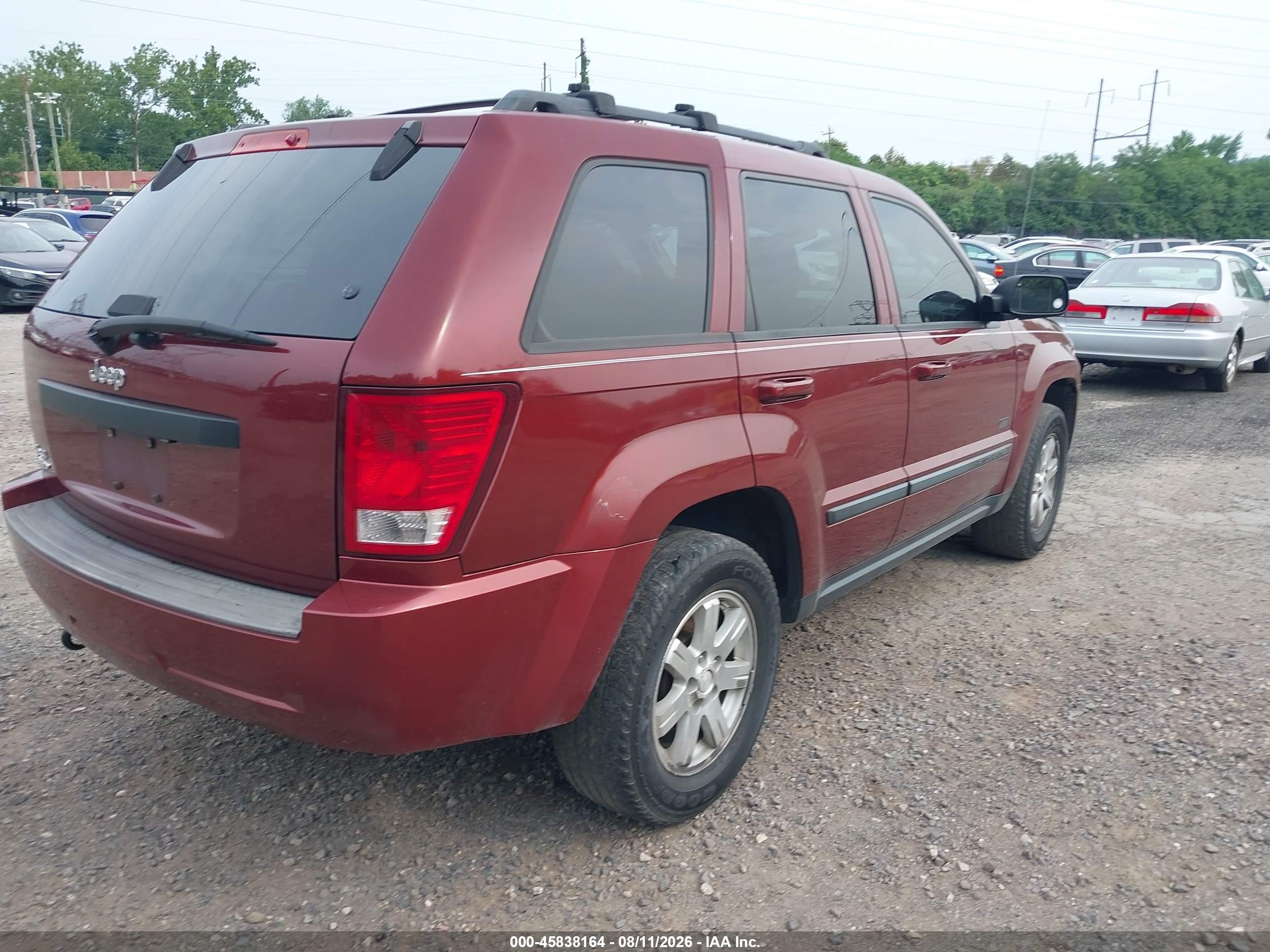 2008 Jeep Grand Cherokee Laredo Бордовый vin: 1J8GR48K18C179833