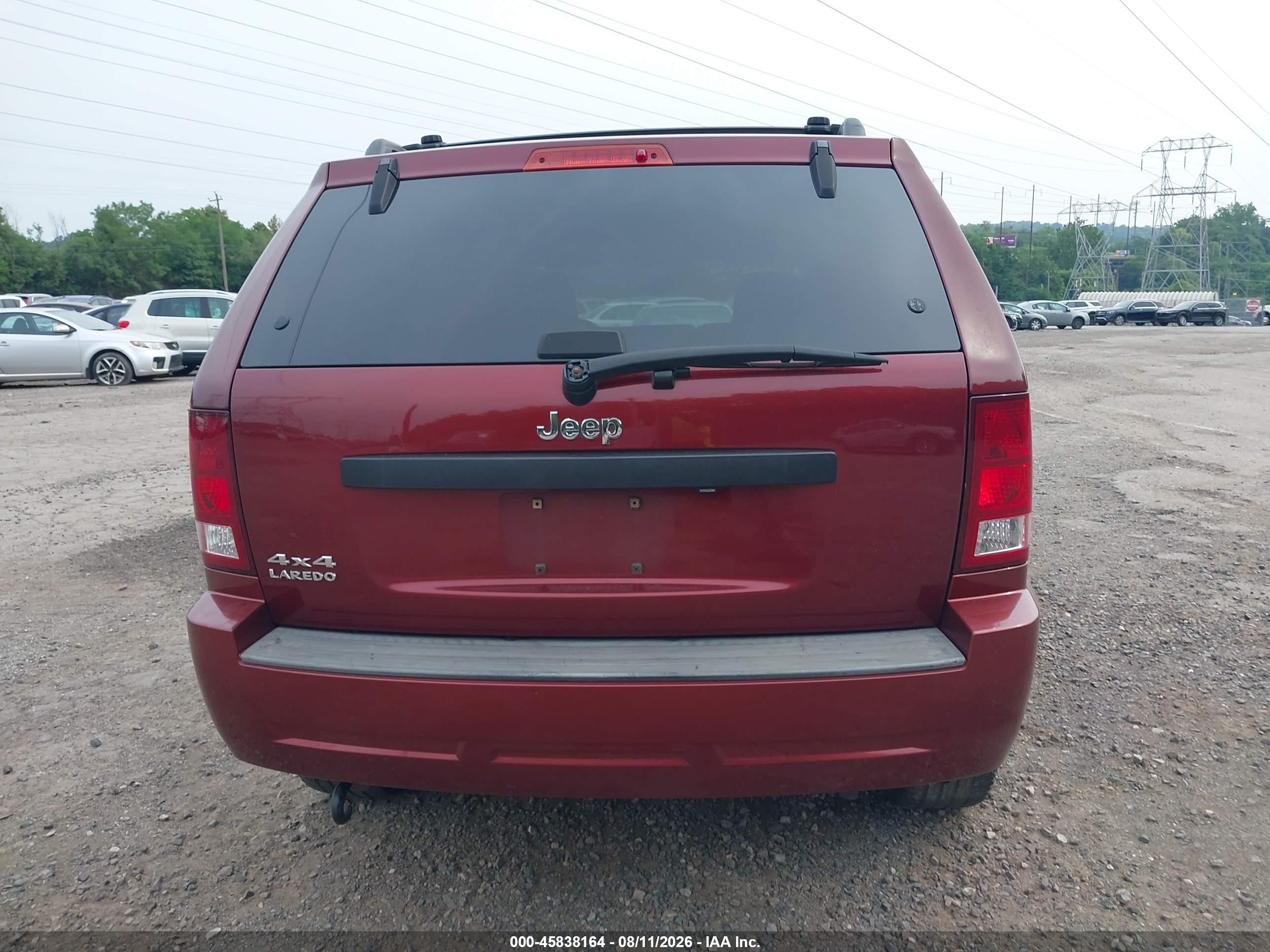 2008 Jeep Grand Cherokee Laredo Бордовый vin: 1J8GR48K18C179833