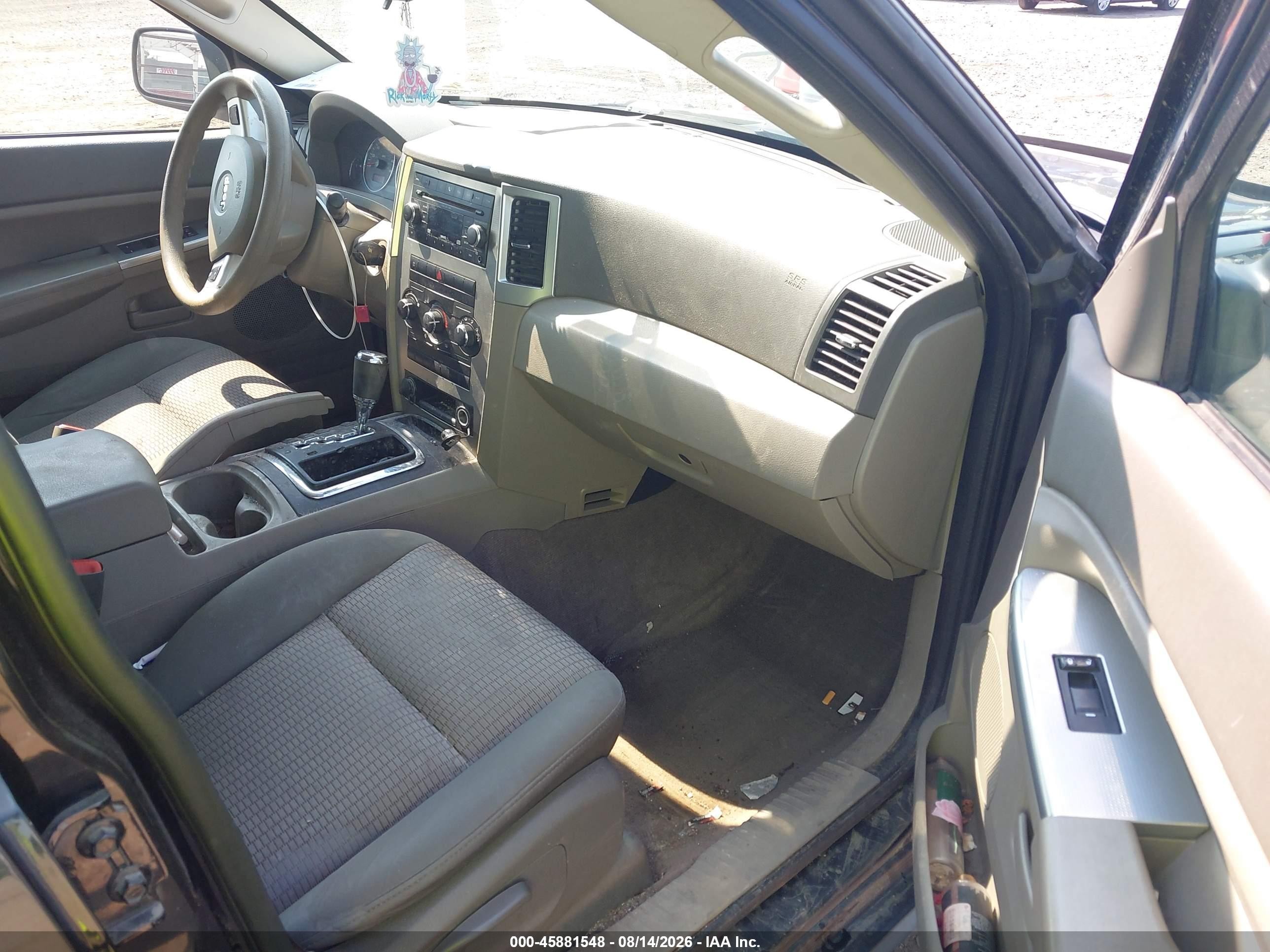 2008 Jeep Grand Cherokee Laredo Black vin: 1J8GR48K18C206237