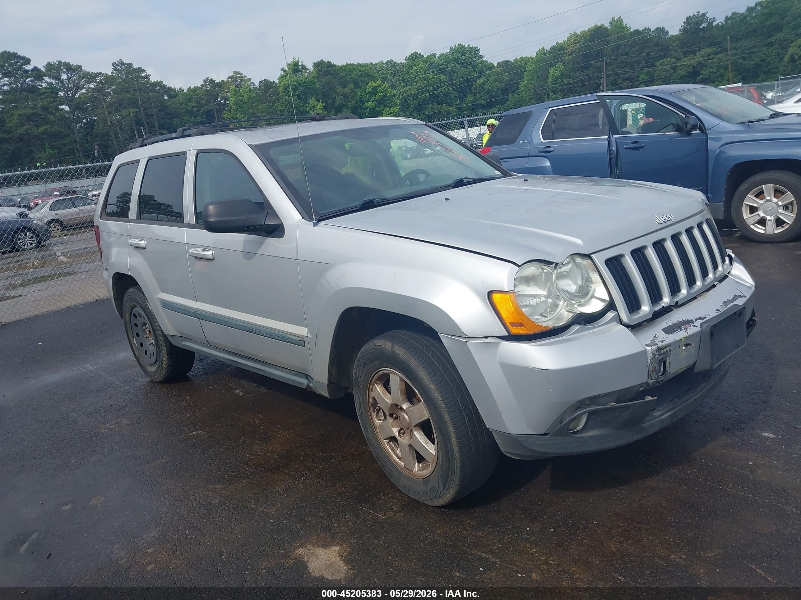 2008 Jeep Grand Cherokee Laredo Gray vin: 1J8GR48K18C219974