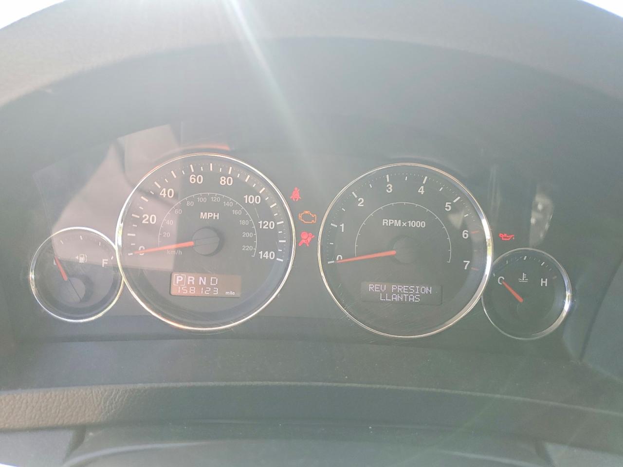 2009 Jeep Grand Cherokee Laredo White vin: 1J8GR48K19C526708