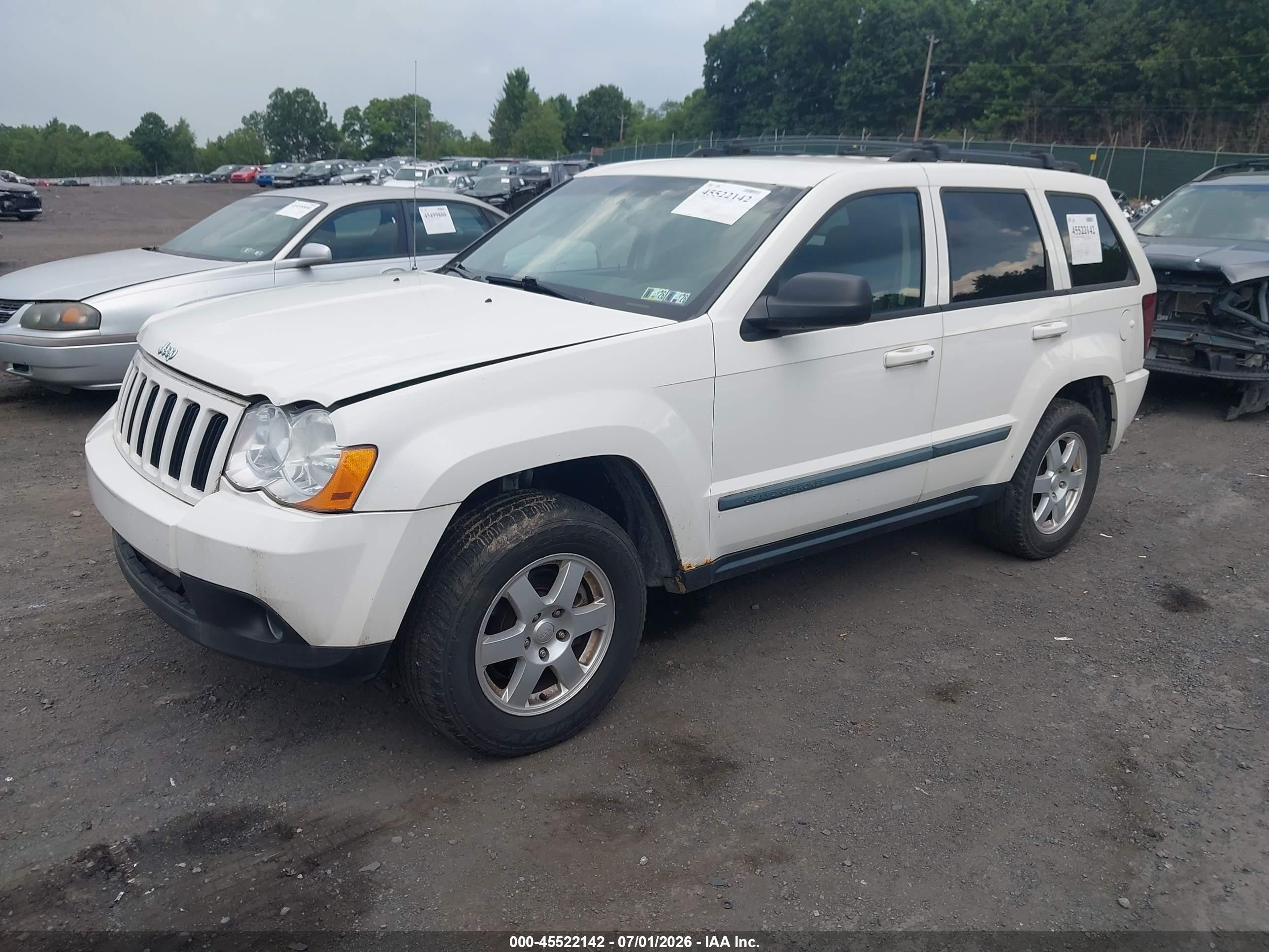 2009 Jeep Grand Cherokee Laredo White vin: 1J8GR48K19C536915