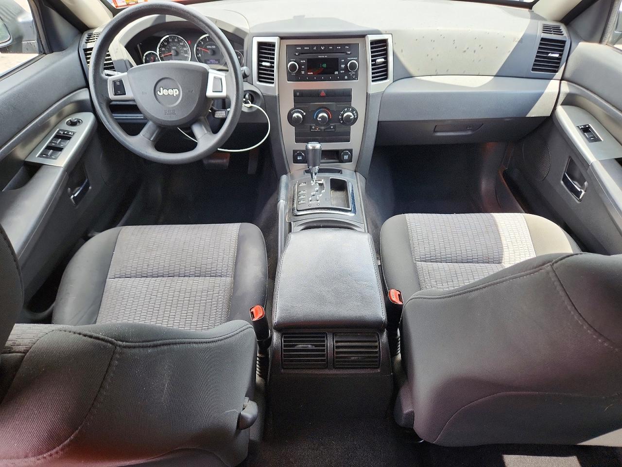 2009 Jeep Grand Cherokee Laredo Синий vin: 1J8GR48K19C537837