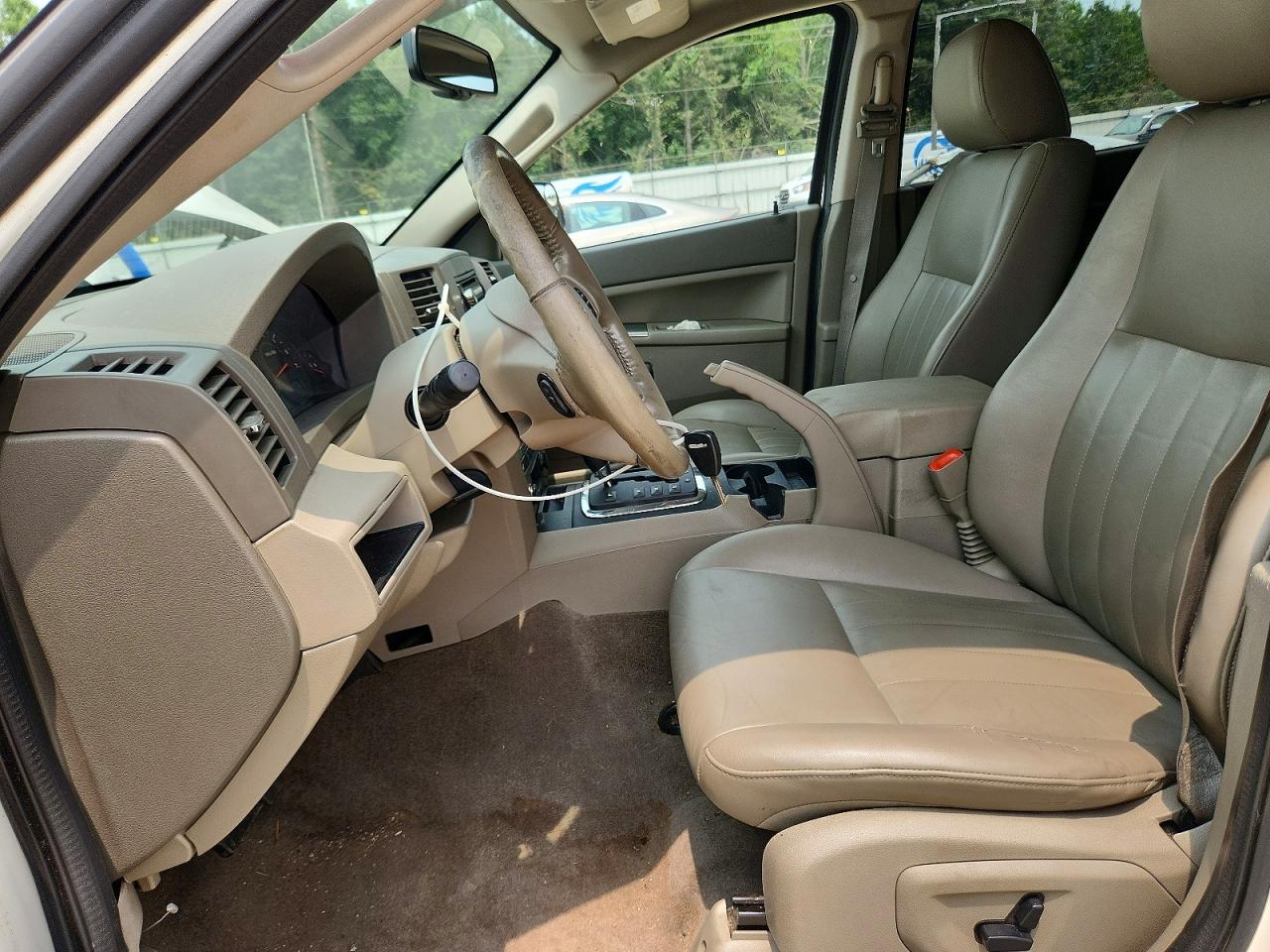 2005 Jeep Grand Cherokee Laredo White vin: 1J8GR48K25C609459