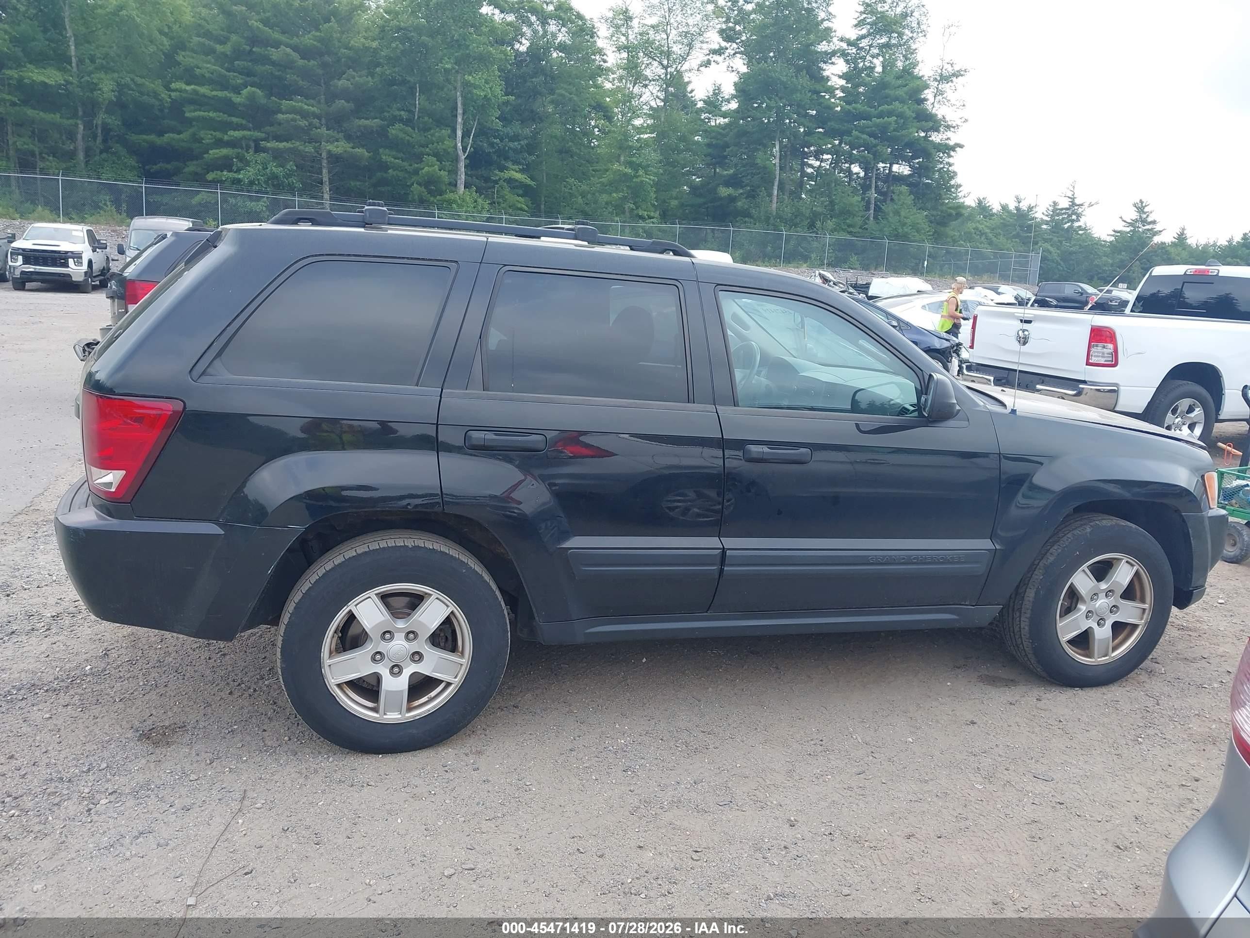 2006 Jeep Grand Cherokee Laredo Black vin: 1J8GR48K26C327369