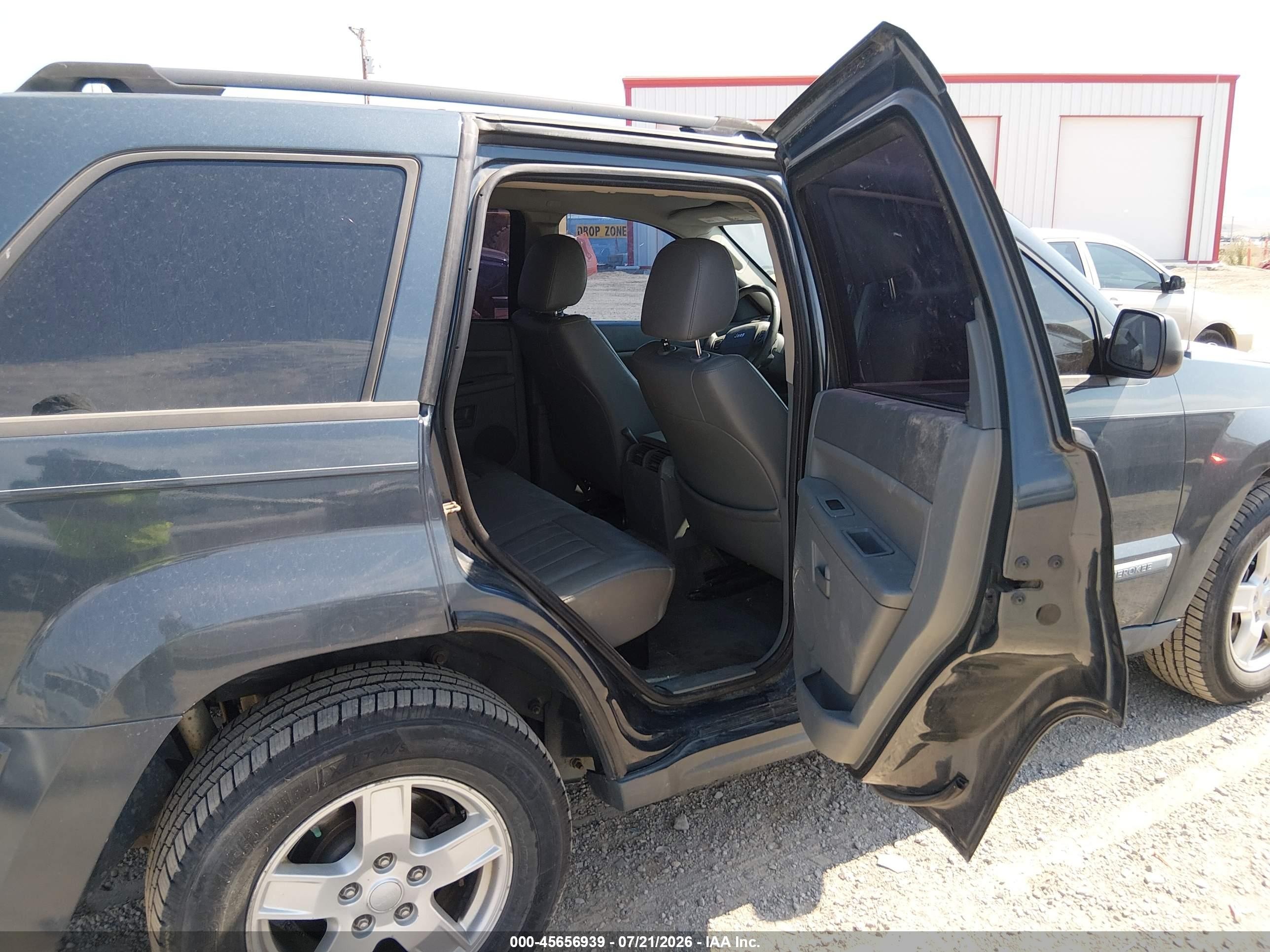 2007 Jeep Grand Cherokee Laredo Blue vin: 1J8GR48K27C588003