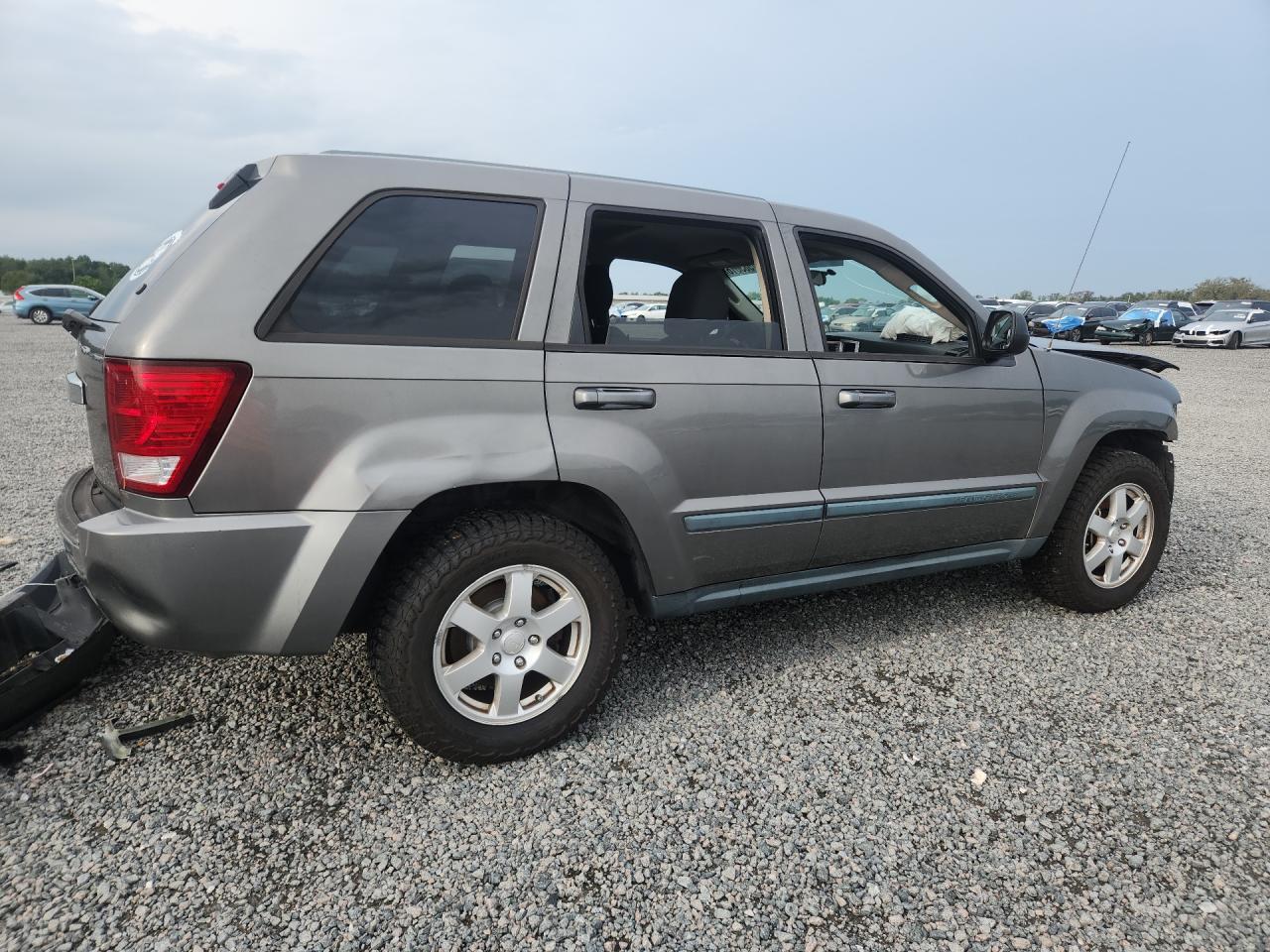 2008 Jeep Grand Cherokee Laredo Gray vin: 1J8GR48K28C144296