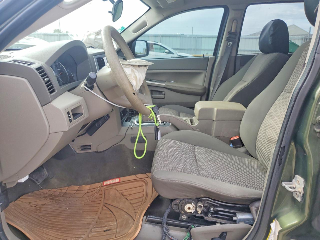 2008 Jeep Gr Cherokee Зеленый vin: 1J8GR48K28C181588