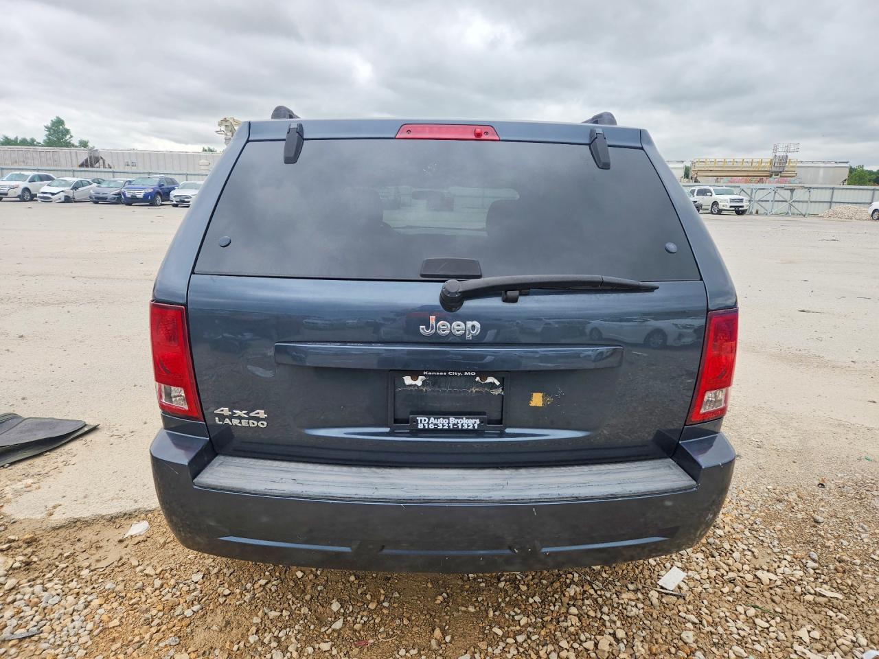 2007 Jeep Grand Cherokee Laredo Угольный vin: 1J8GR48K37C559819