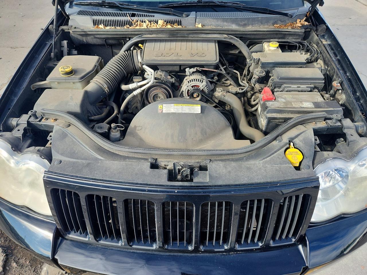 2008 Jeep Grand Cherokee Laredo Черный vin: 1J8GR48K38C103255
