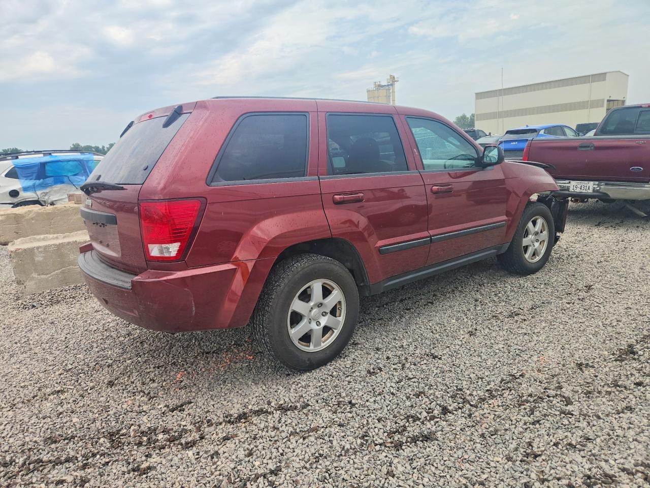 2008 Jeep Grand Cherokee Laredo Красный vin: 1J8GR48K38C228532