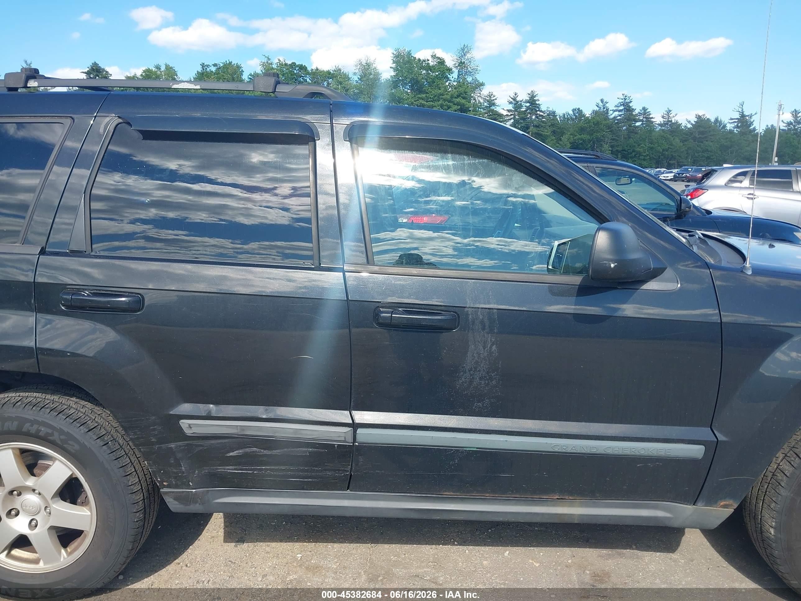 2009 Jeep Grand Cherokee Laredo Black vin: 1J8GR48K39C526452