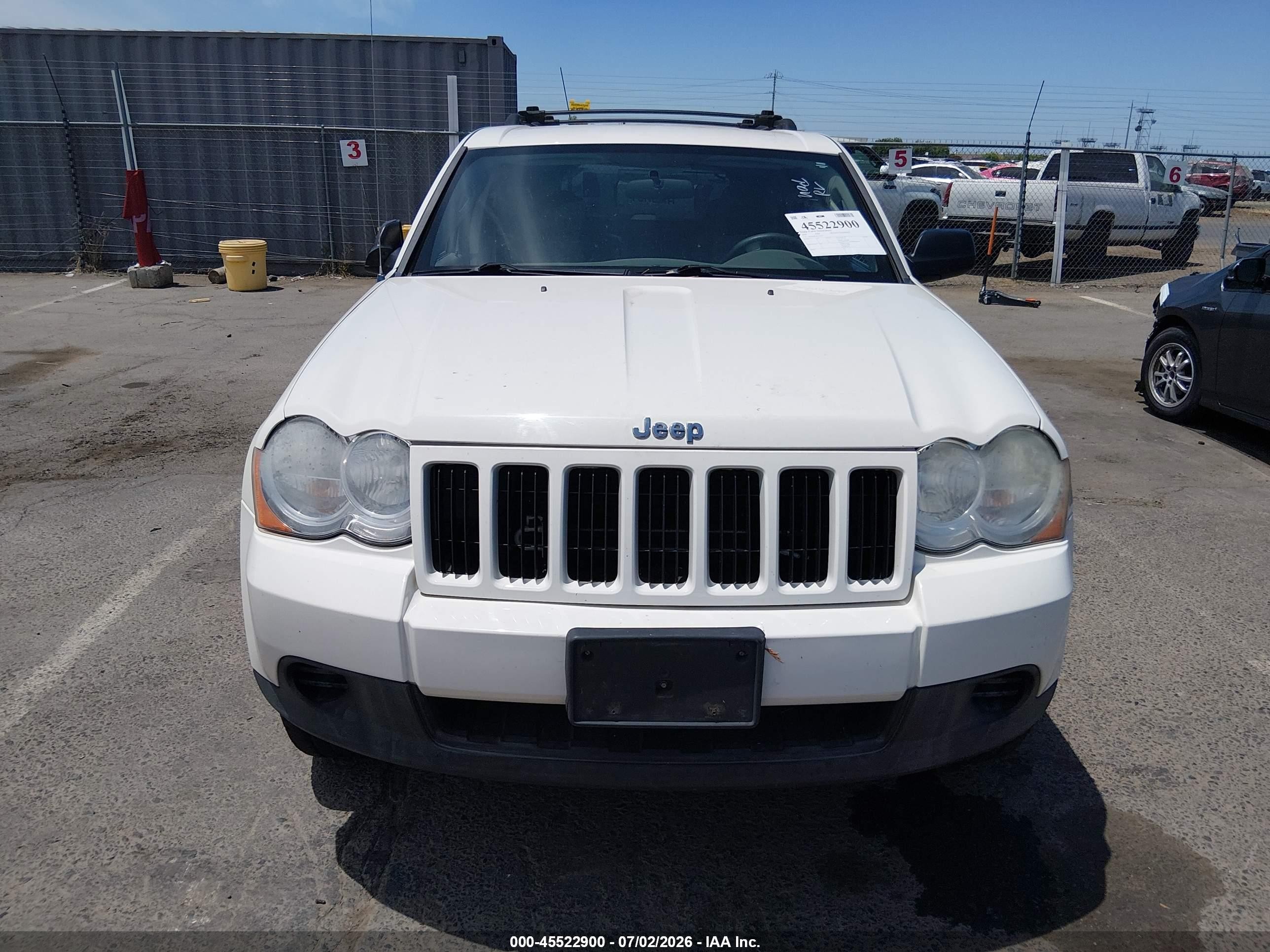 2009 Jeep Grand Cherokee Laredo White vin: 1J8GR48K39C551271