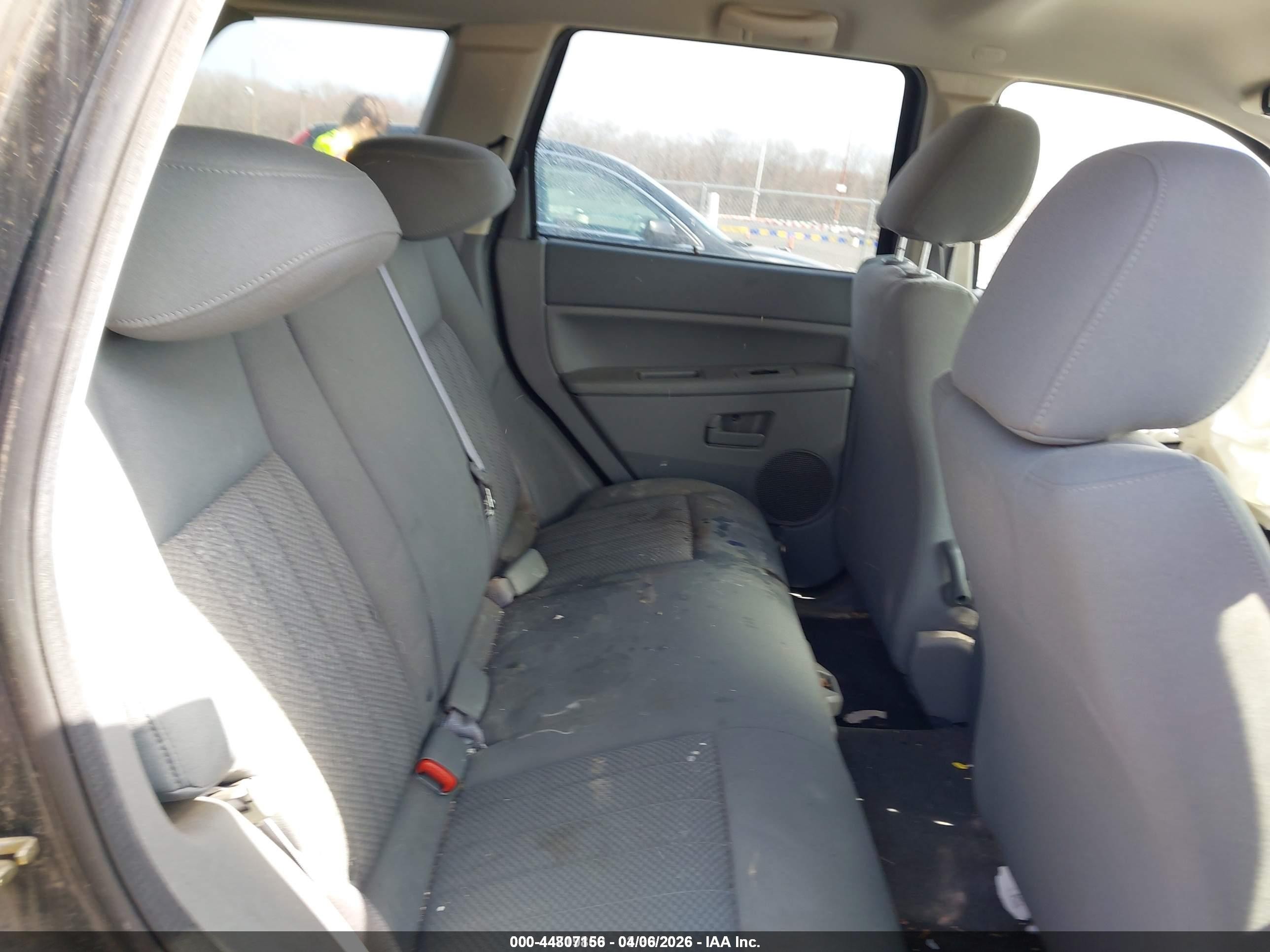 2005 Jeep Grand Cherokee Laredo Black vin: 1J8GR48K45C541536